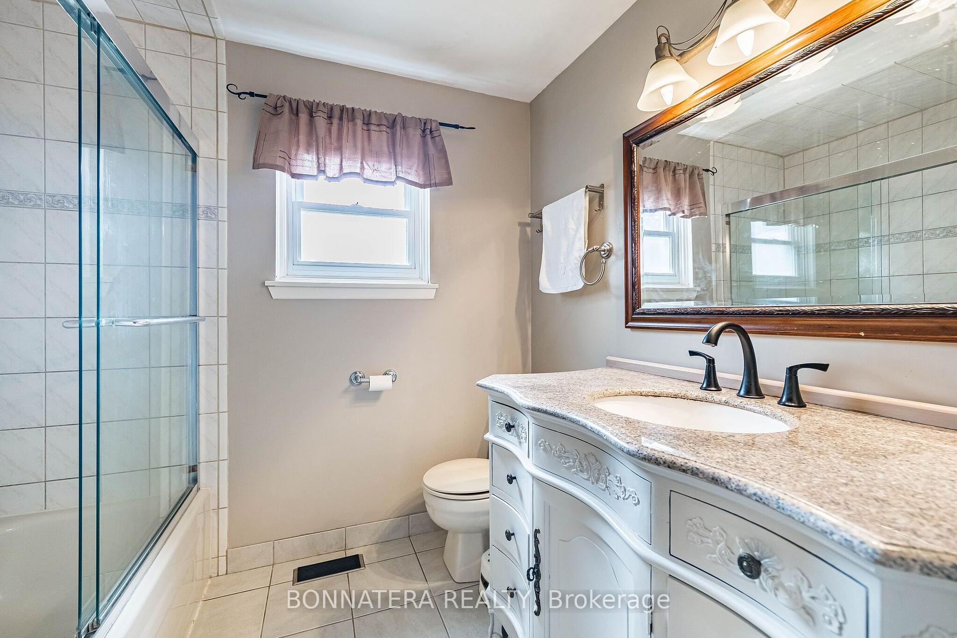 Photo 30 of 1324 Aldridge Crescent, Burlington, Palmer — HOMEH
