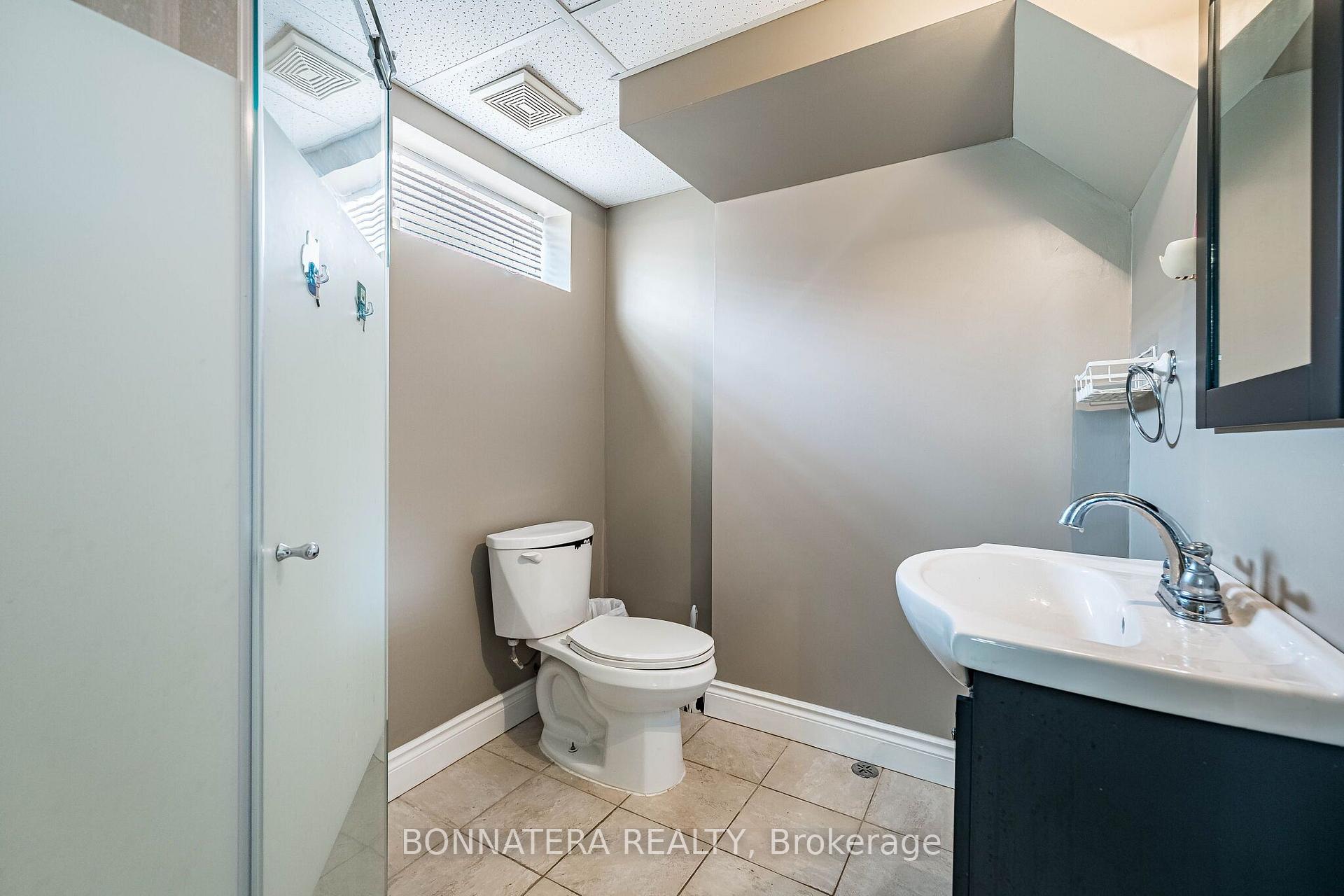 Photo 38 of 1324 Aldridge Crescent, Burlington, Palmer — HOMEH