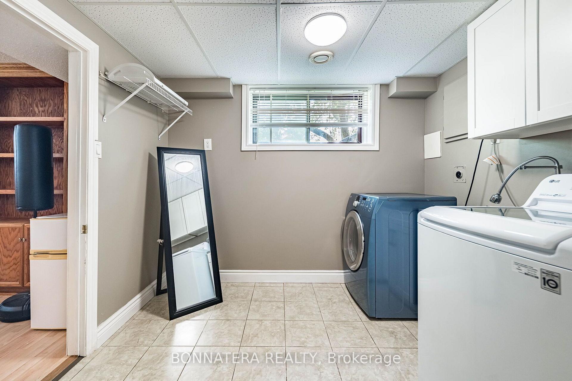 Photo 50 of 1324 Aldridge Crescent, Burlington, Palmer — HOMEH