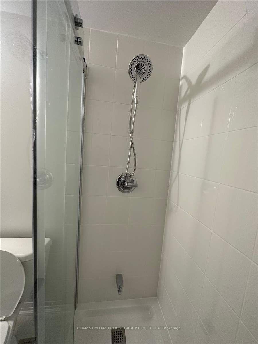 Photo 6 of Unit 905, 2635 William Jackson Drive, Pickering, Duffin Heights — HOMEH