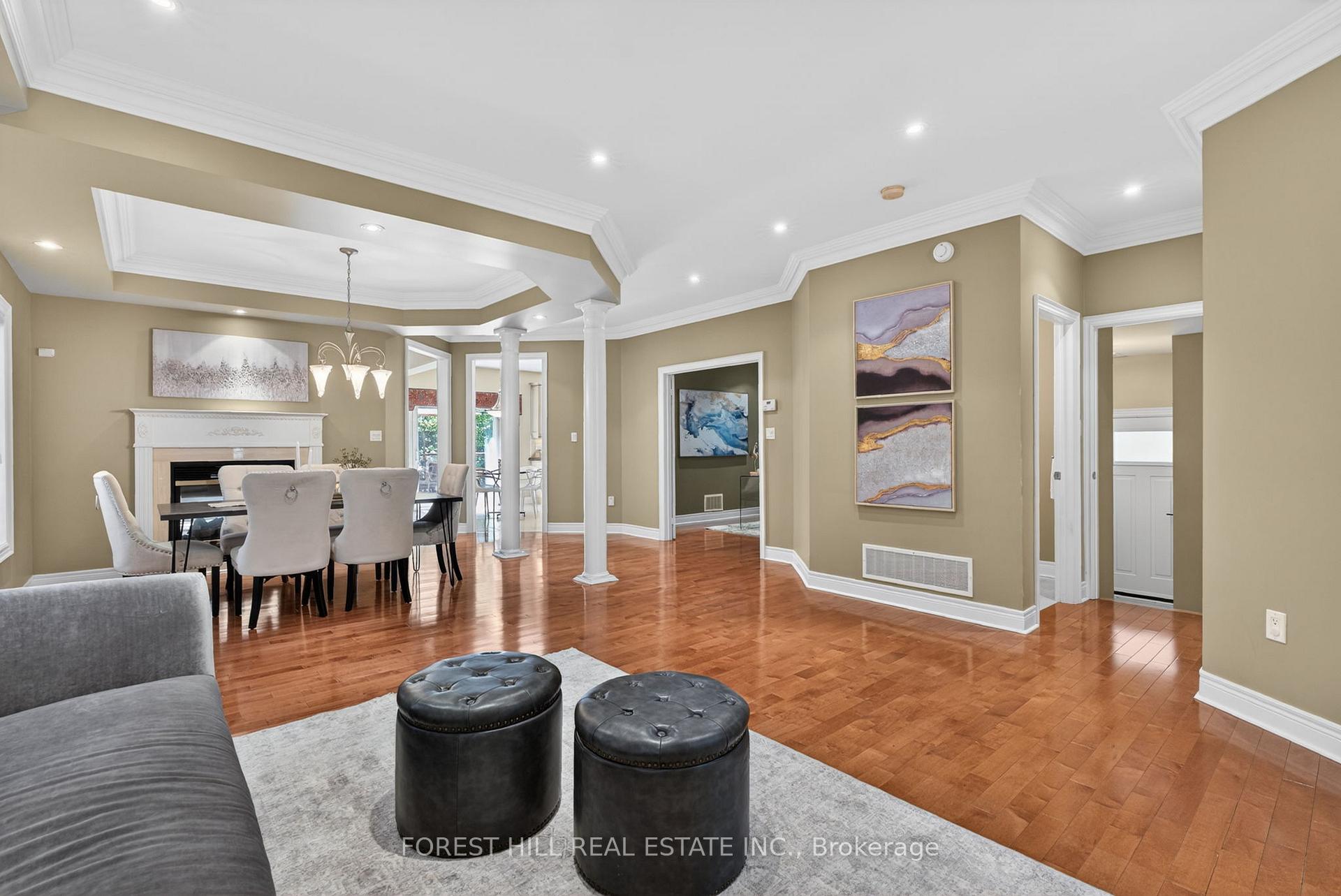 Photo 7 of 33 Chopin Boulevard, Vaughan, Patterson — HOMEH