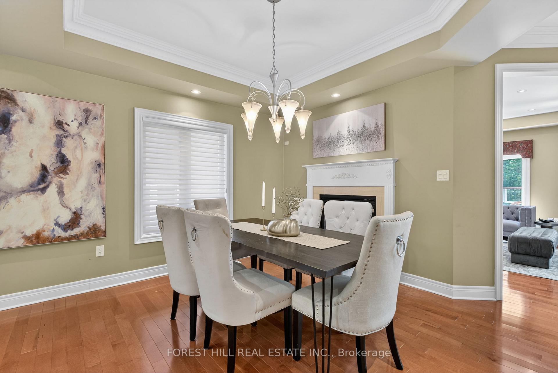 Photo 10 of 33 Chopin Boulevard, Vaughan, Patterson — HOMEH