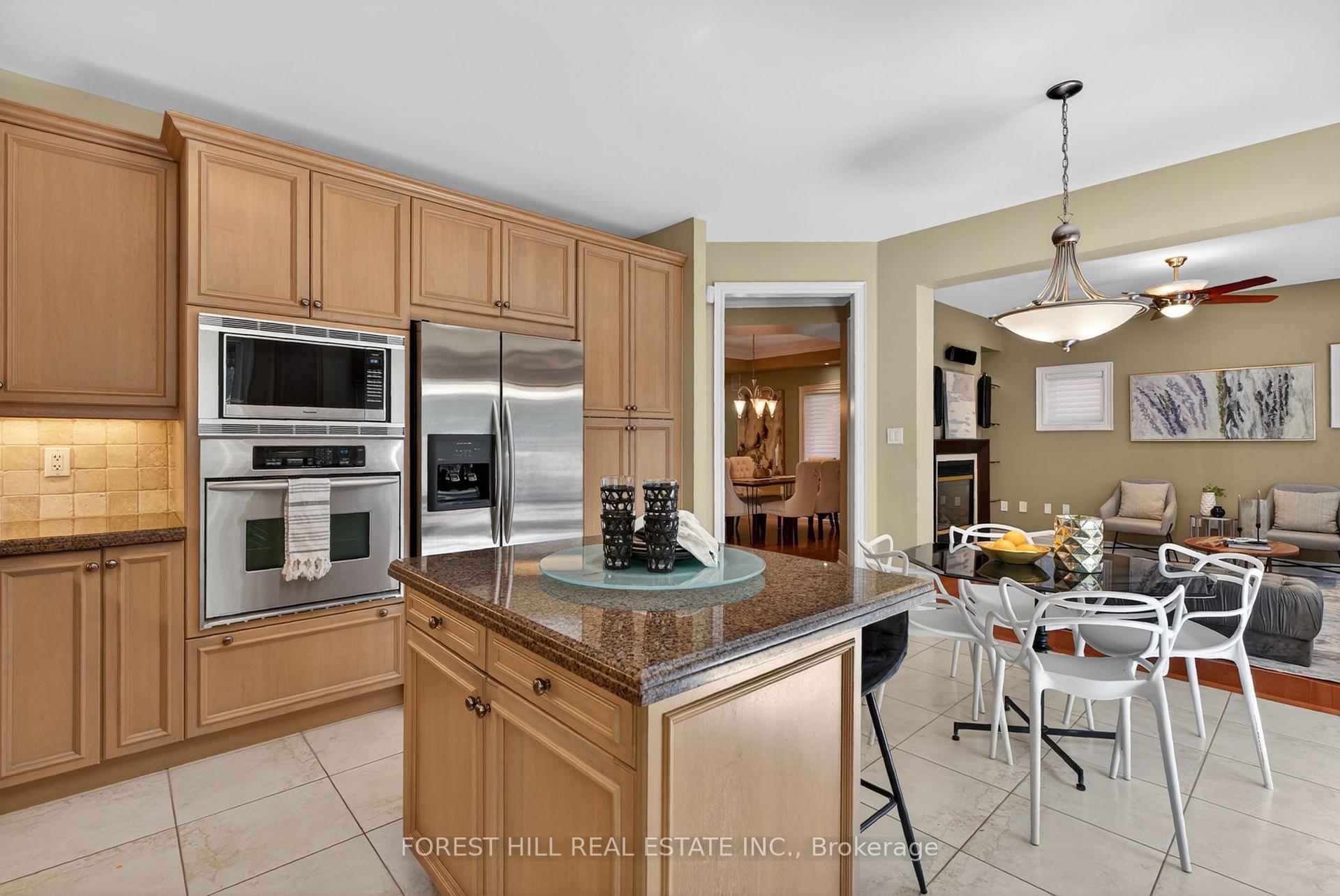 Photo 19 of 33 Chopin Boulevard, Vaughan, Patterson — HOMEH