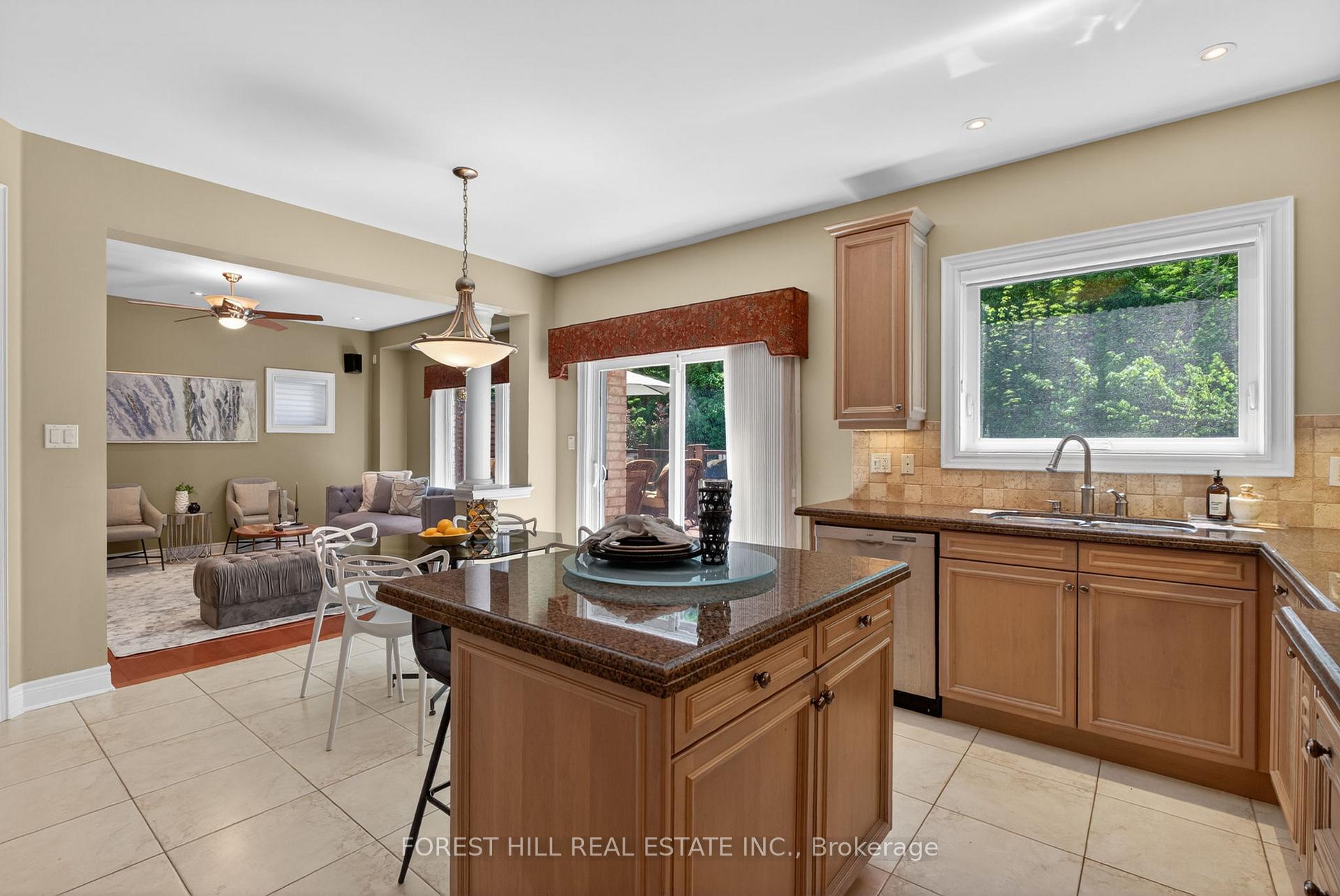 Photo 20 of 33 Chopin Boulevard, Vaughan, Patterson — HOMEH