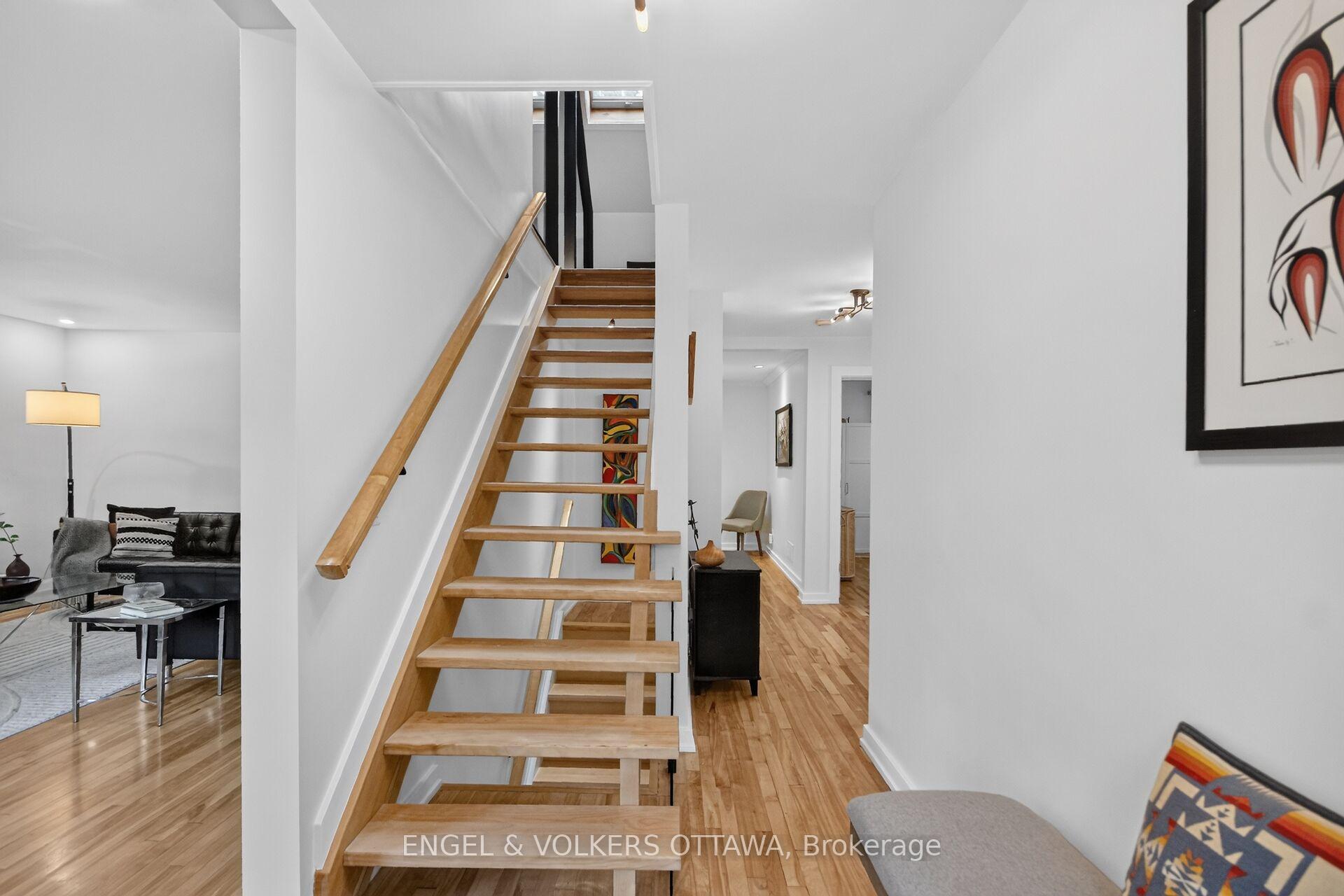 Photo 7 of 390 Princeton Avenue, Ottawa, McKellar/Highland — HOMEH