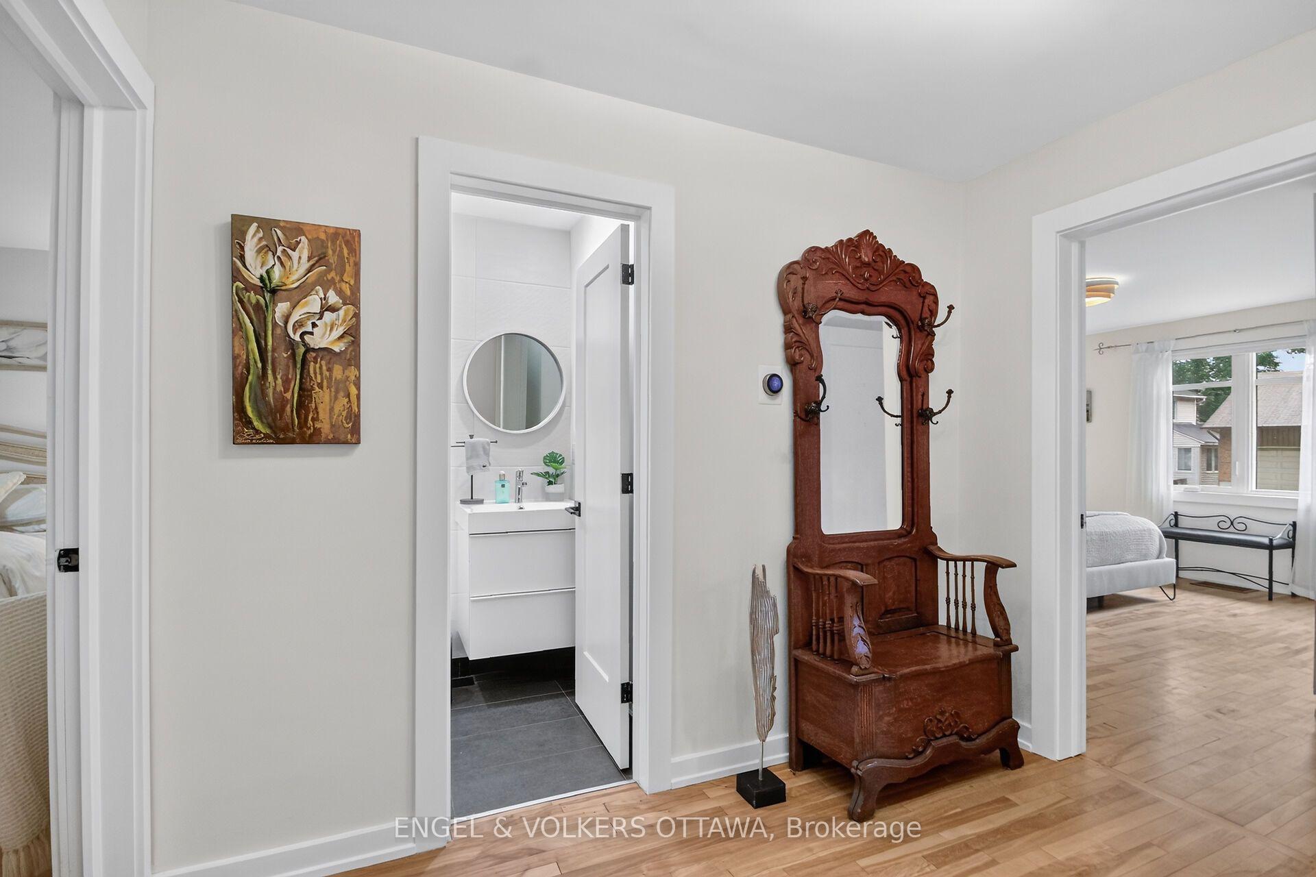 Photo 8 of 390 Princeton Avenue, Ottawa, McKellar/Highland — HOMEH