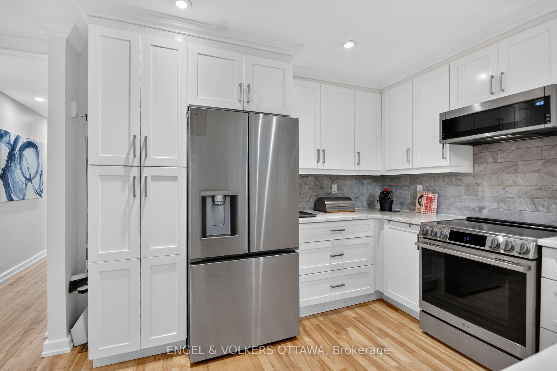 Photo 16 of 390 Princeton Avenue, Ottawa, McKellar/Highland — HOMEH