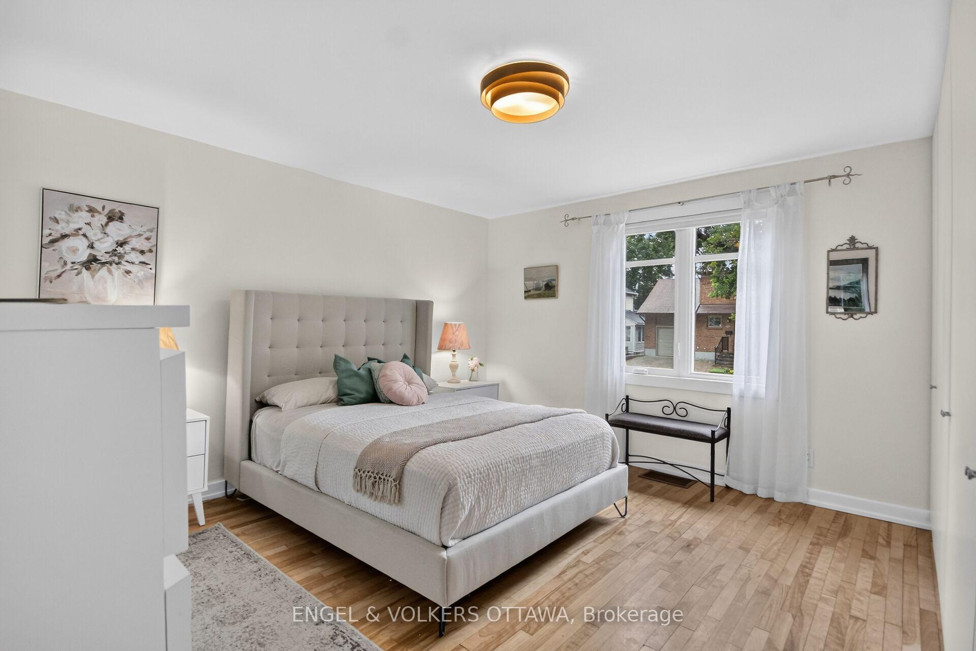 Photo 22 of 390 Princeton Avenue, Ottawa, McKellar/Highland — HOMEH