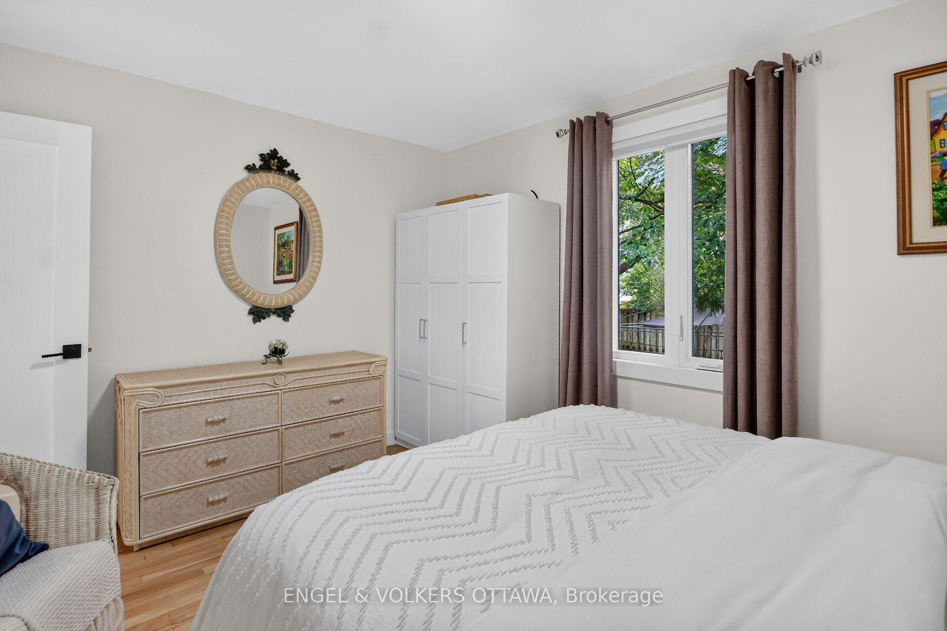 Photo 29 of 390 Princeton Avenue, Ottawa, McKellar/Highland — HOMEH