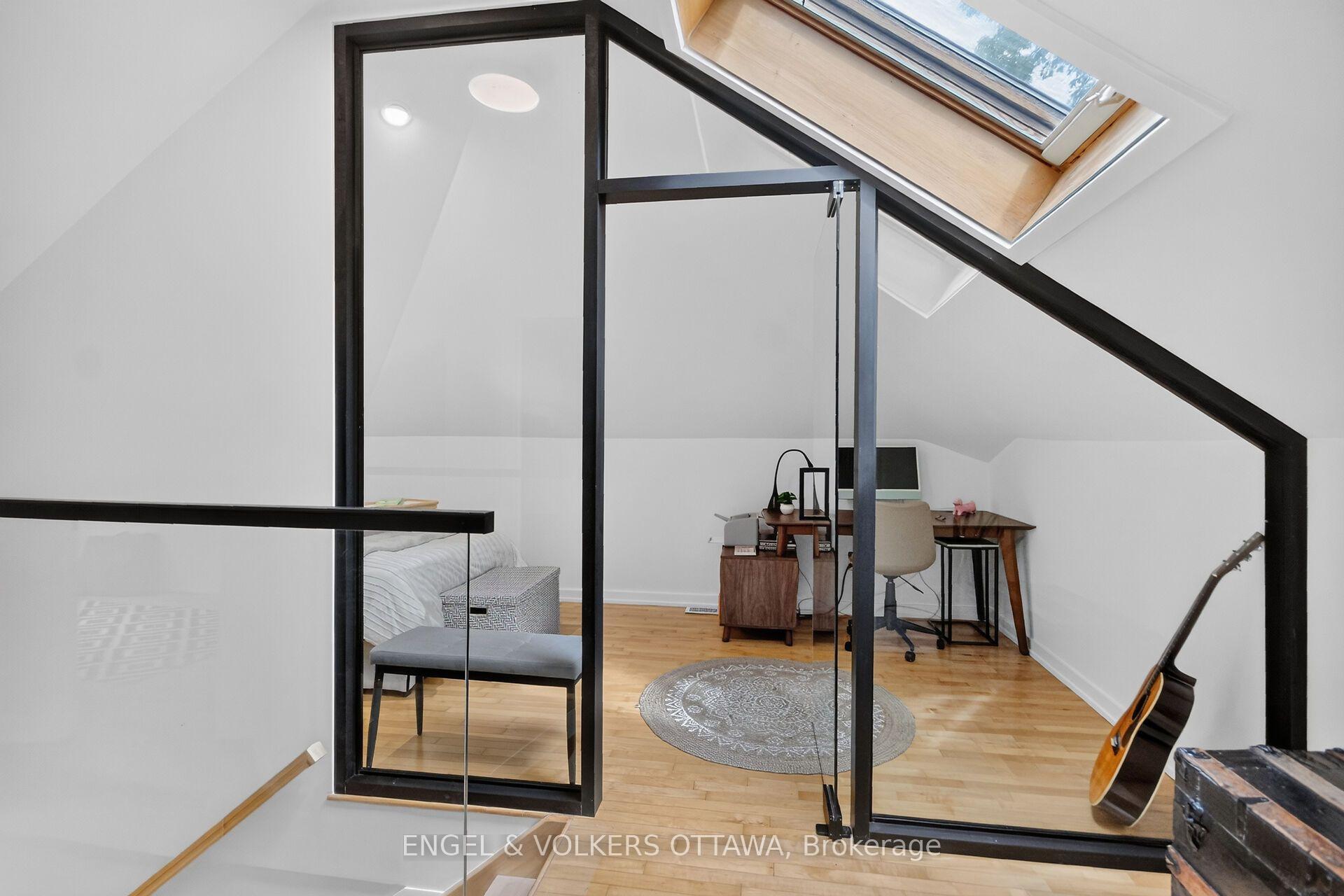 Photo 32 of 390 Princeton Avenue, Ottawa, McKellar/Highland — HOMEH