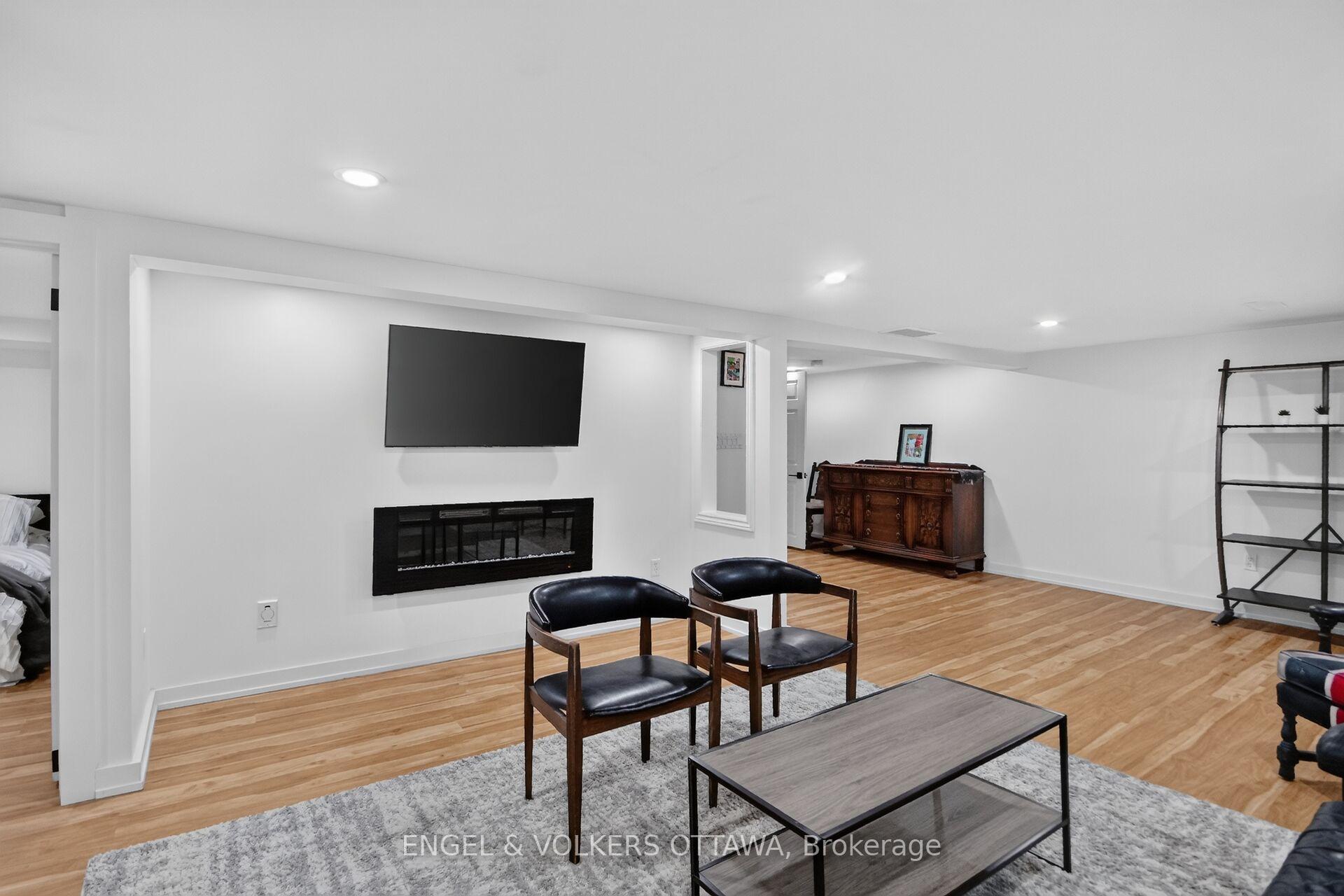 Photo 39 of 390 Princeton Avenue, Ottawa, McKellar/Highland — HOMEH