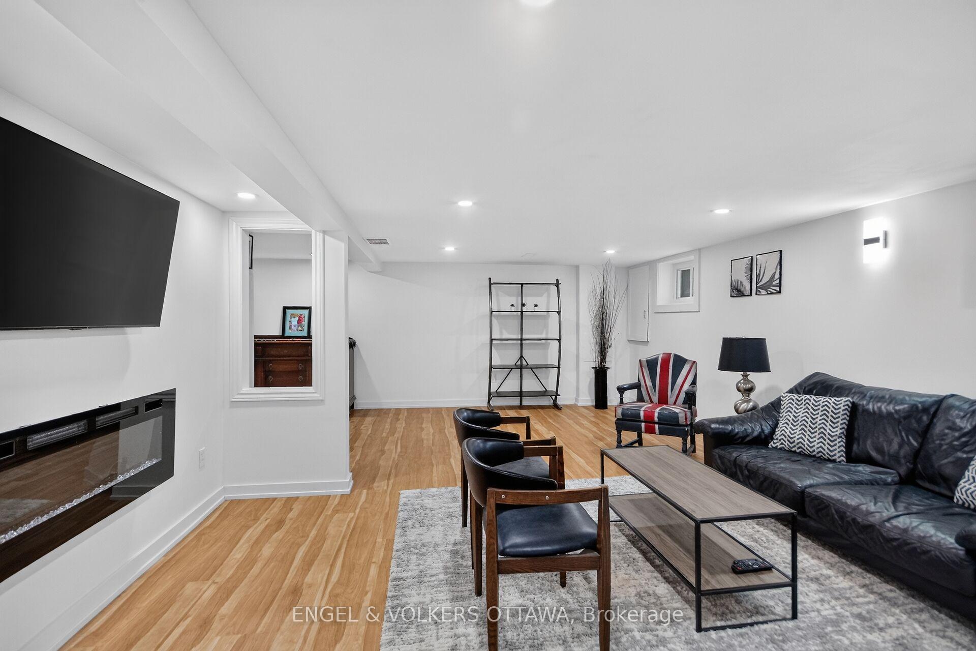 Photo 40 of 390 Princeton Avenue, Ottawa, McKellar/Highland — HOMEH