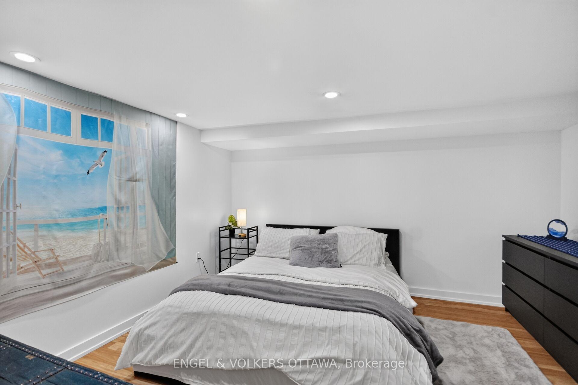 Photo 43 of 390 Princeton Avenue, Ottawa, McKellar/Highland — HOMEH