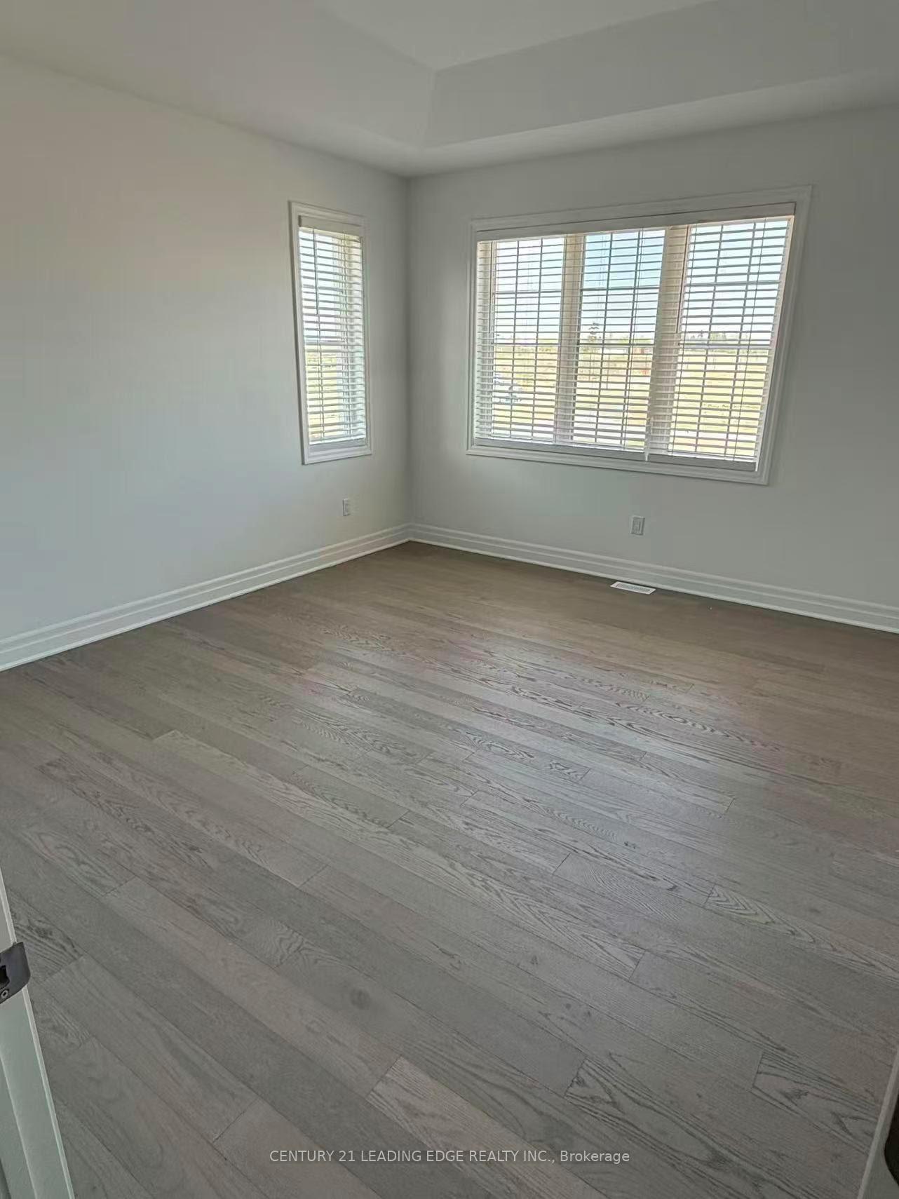 Photo 3 of 508 Berczy Green Drive, Markham, Rural Markham — HOMEH