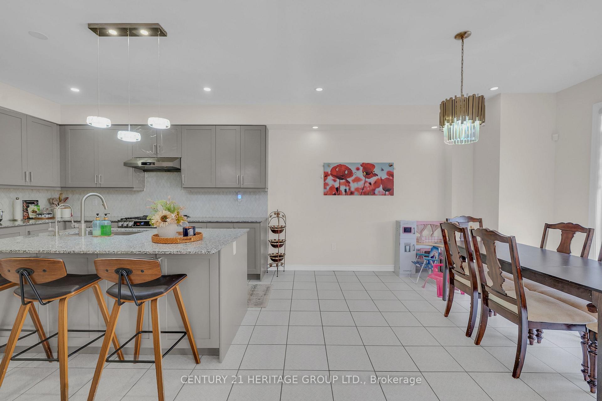Photo 13 of 102 Nottingham Road, Barrie, Rural Barrie Southeast — HOMEH