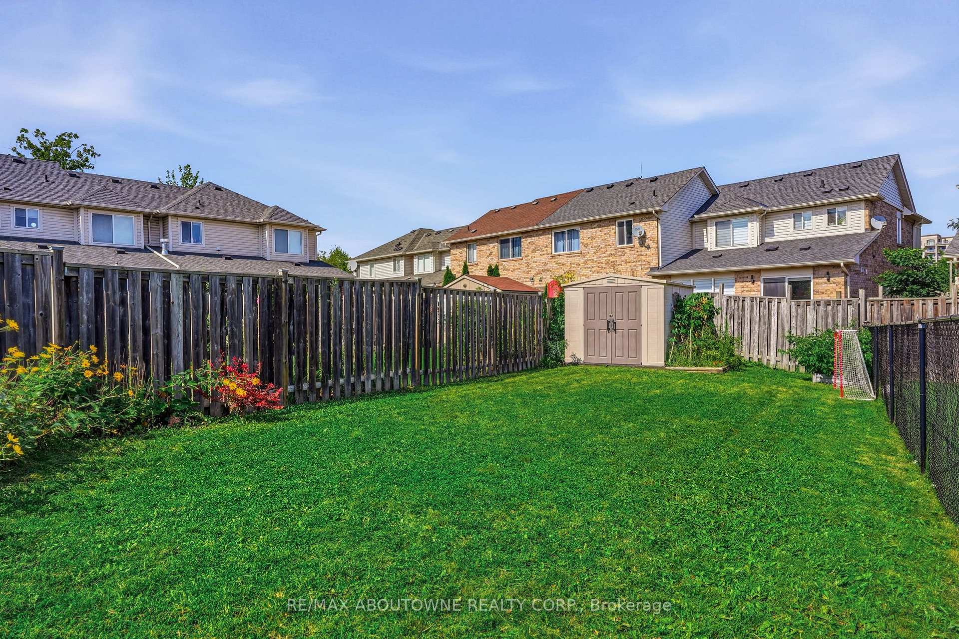 Photo 40 of 2469 Springforest Drive, Oakville, Bronte Creek — HOMEH
