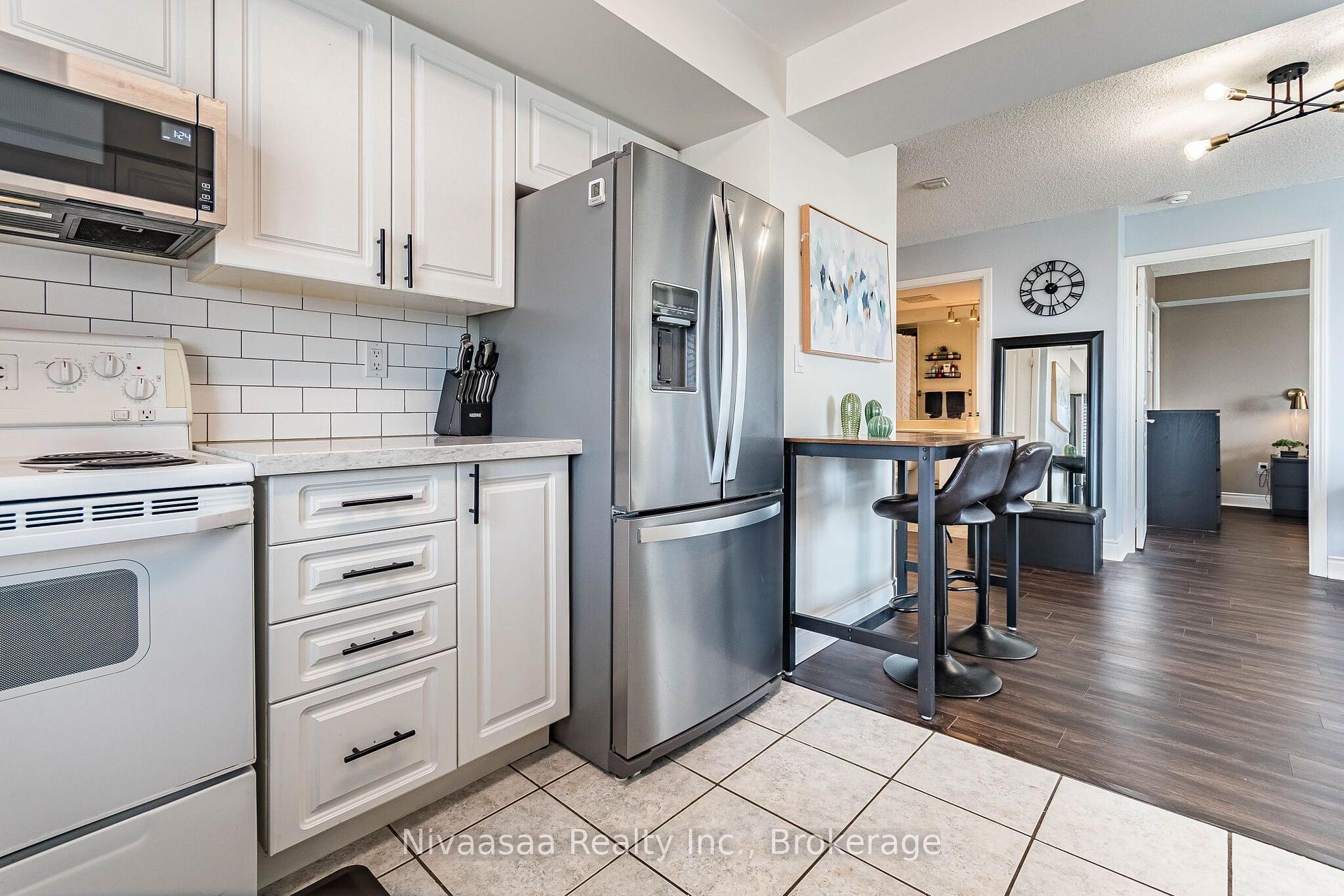 Photo 19 of Unit 514, 300 Ray Lawson Boulevard, Brampton, Fletcher's Creek South — HOMEH