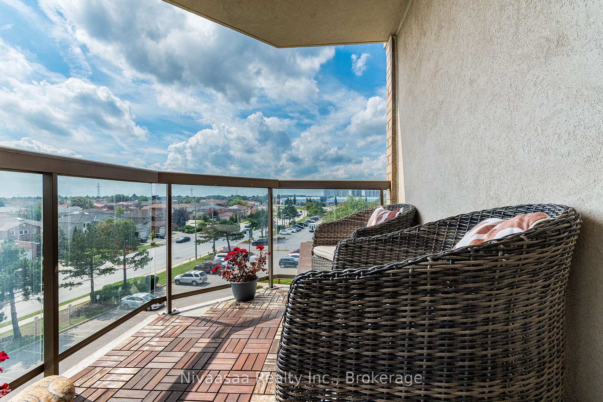 Photo 32 of Unit 514, 300 Ray Lawson Boulevard, Brampton, Fletcher's Creek South — HOMEH