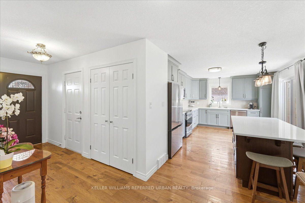 Photo 6 of 900 Keewatin Place, Kitchener, Grand River North — HOMEH