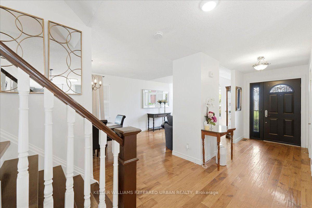Photo 7 of 900 Keewatin Place, Kitchener, Grand River North — HOMEH