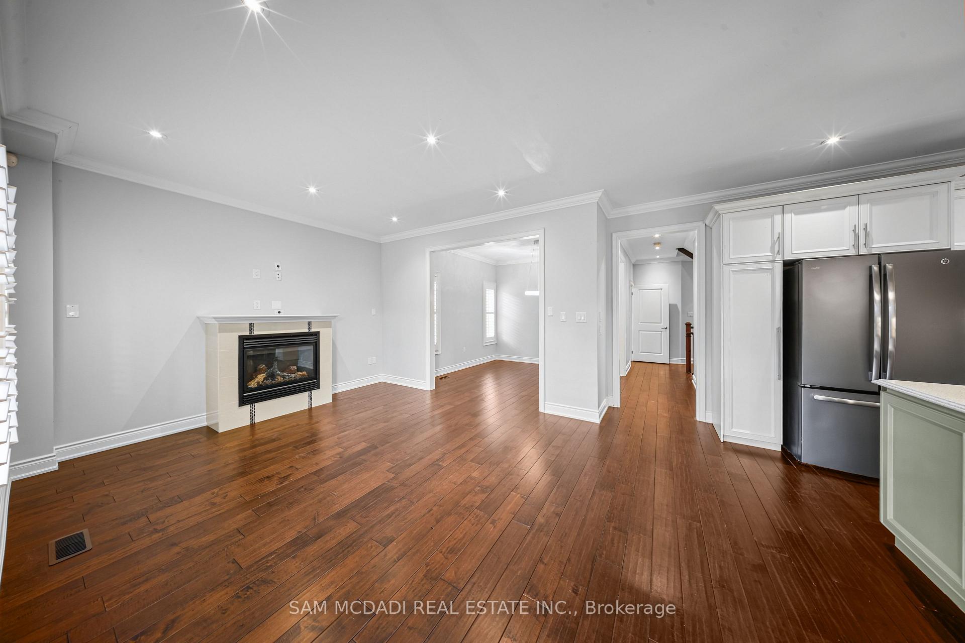 Photo 9 of 1238 Strathy Avenue, Mississauga, Lakeview — HOMEH