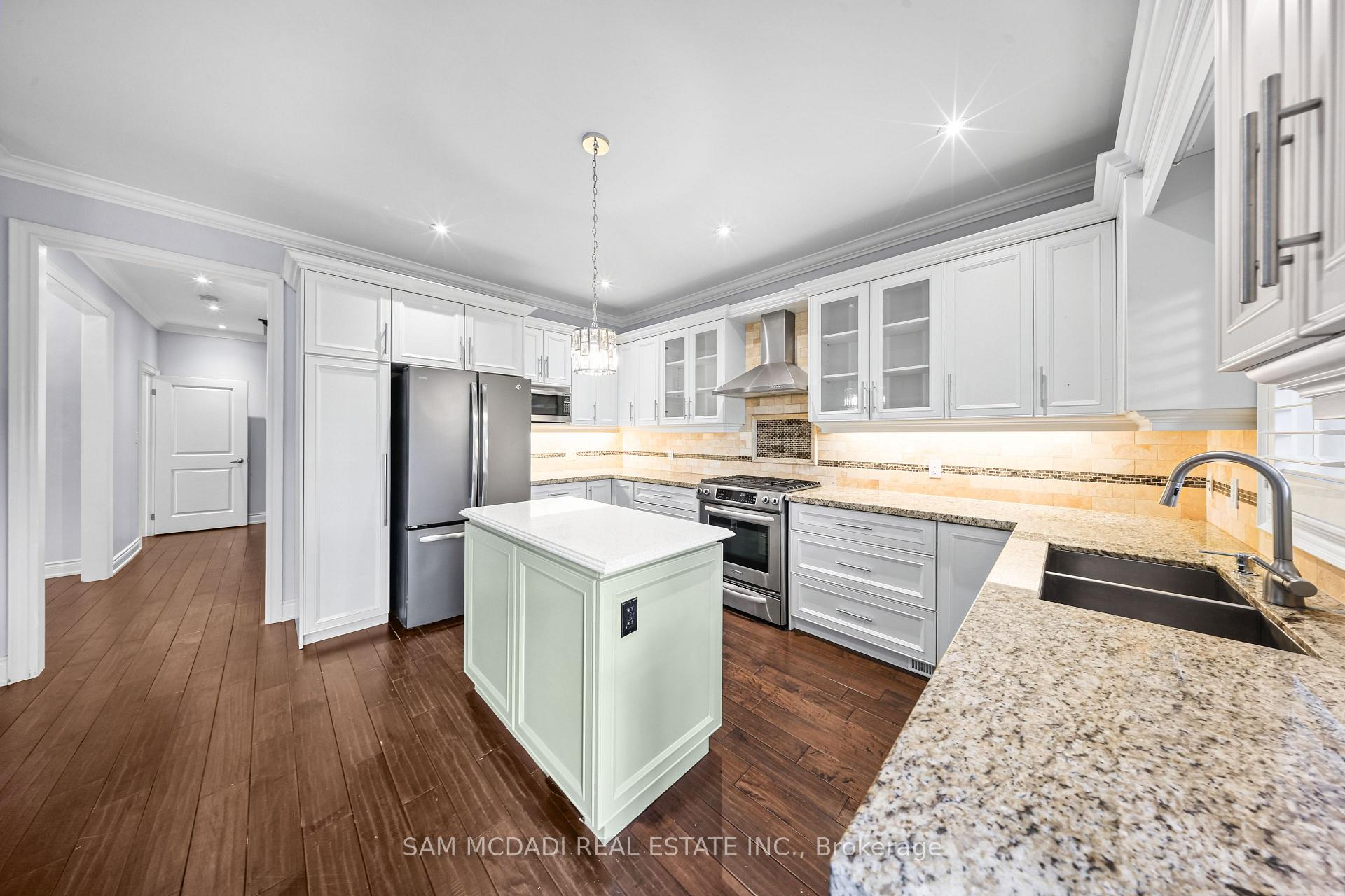 Photo 14 of 1238 Strathy Avenue, Mississauga, Lakeview — HOMEH
