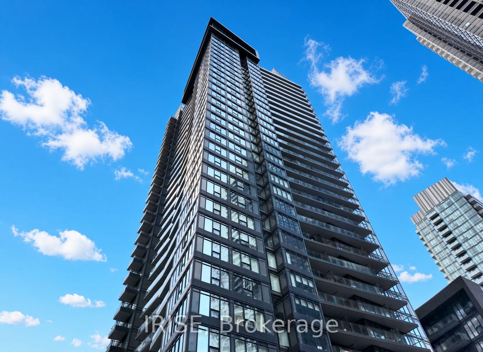 Photo 1 of Unit 911, 80 Queens Wharf Road, Toronto, Waterfront Communities — HOMEH