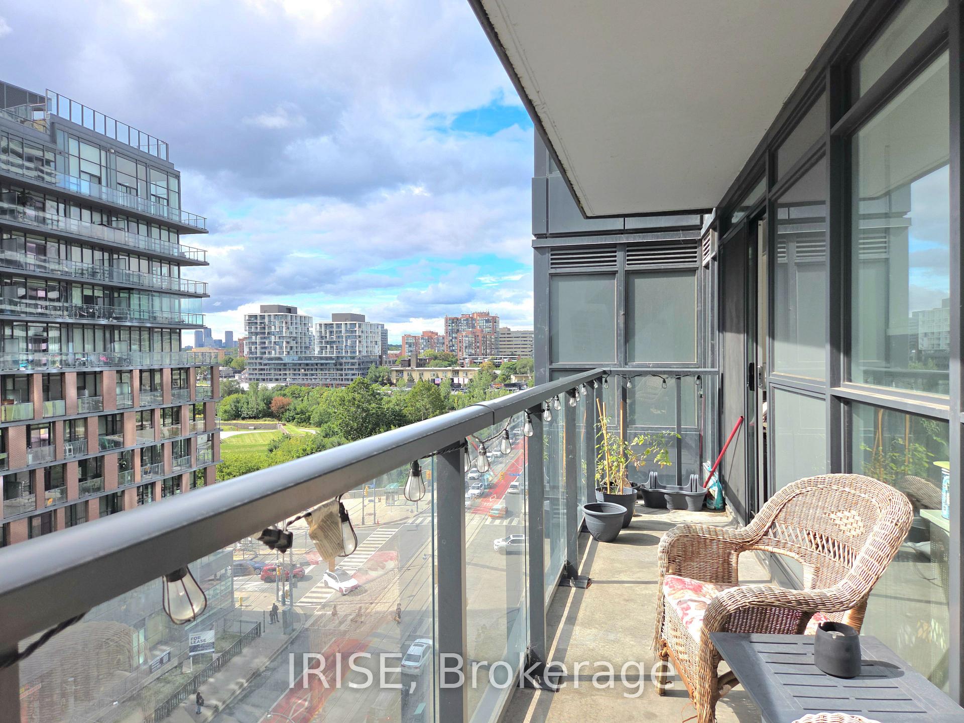Photo 2 of Unit 911, 80 Queens Wharf Road, Toronto, Waterfront Communities — HOMEH
