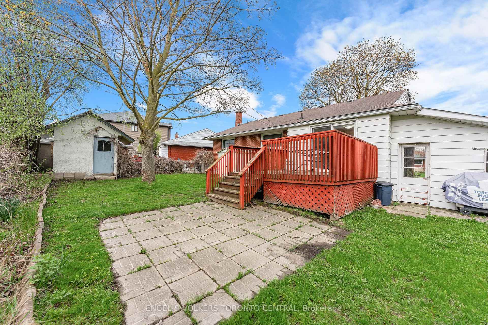 Photo 40 of 113 Plymouth Road, Kitchener, Rockway — HOMEH
