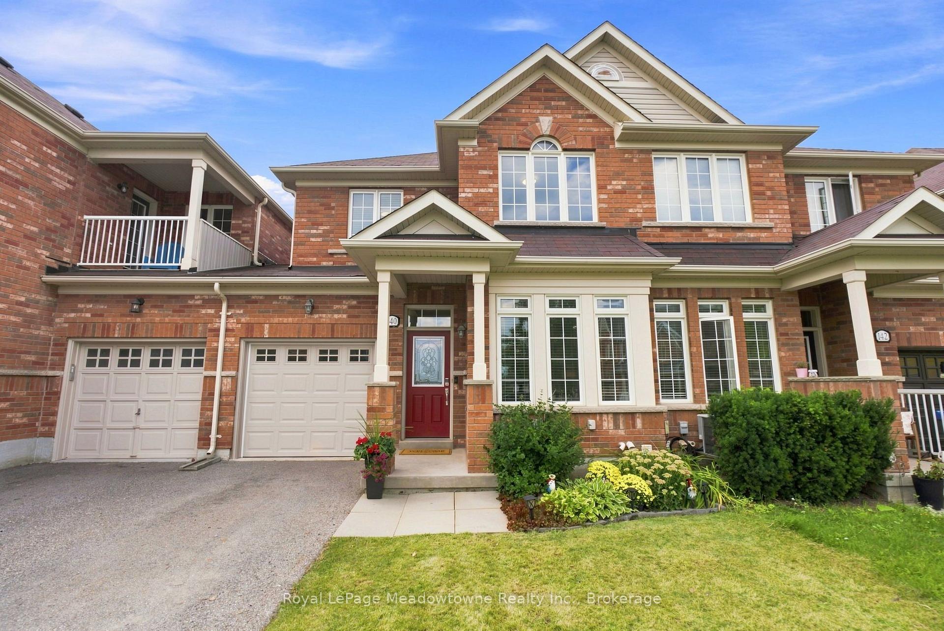 Photo 2 of 140 Laurendale Avenue, Georgina, Keswick South — HOMEH
