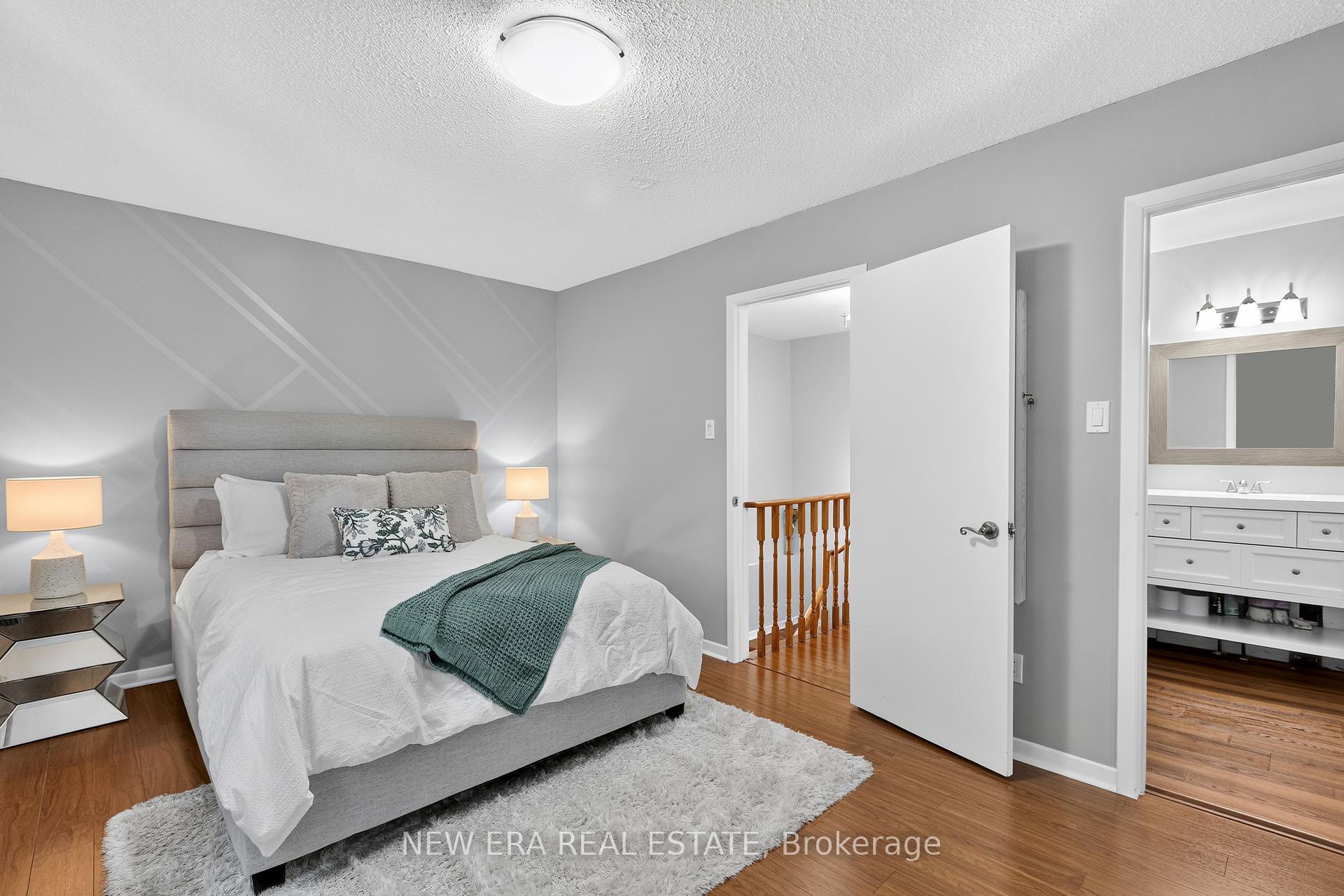 Photo 12 of Unit 51, 5020 Delaware Drive, Mississauga, Hurontario — HOMEH
