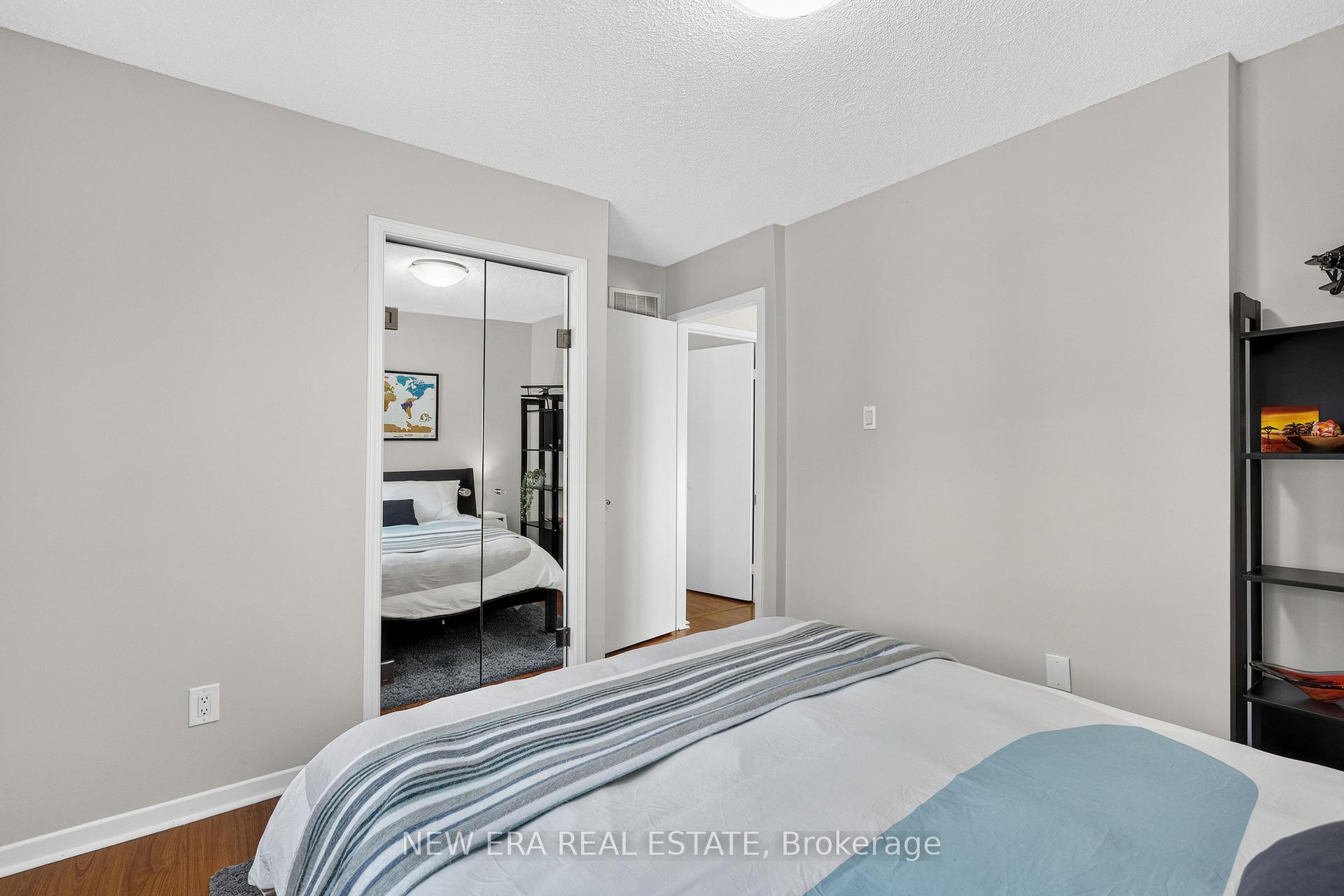 Photo 15 of Unit 51, 5020 Delaware Drive, Mississauga, Hurontario — HOMEH