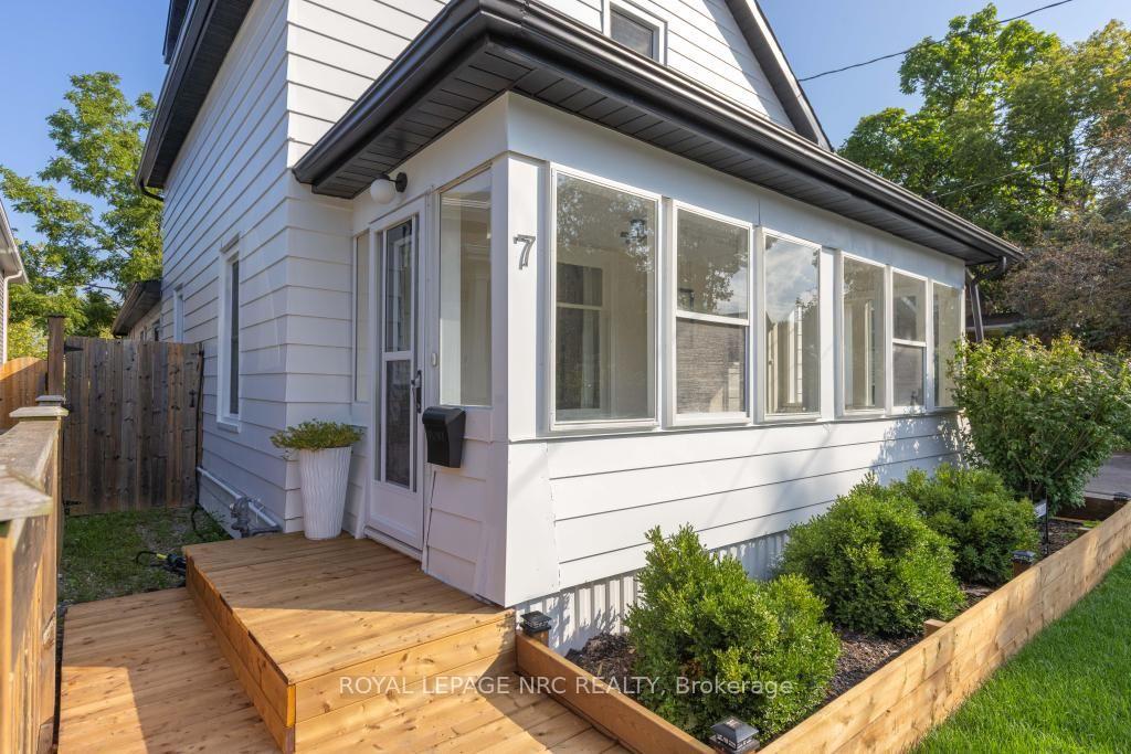 Photo 3 of 7 Capner Street, St. Catharines, Oakdale — HOMEH