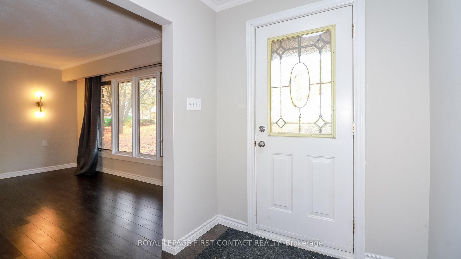 Photo 5 of 18 Kennedy Drive, Kawartha Lakes, Fenelon Falls — HOMEH