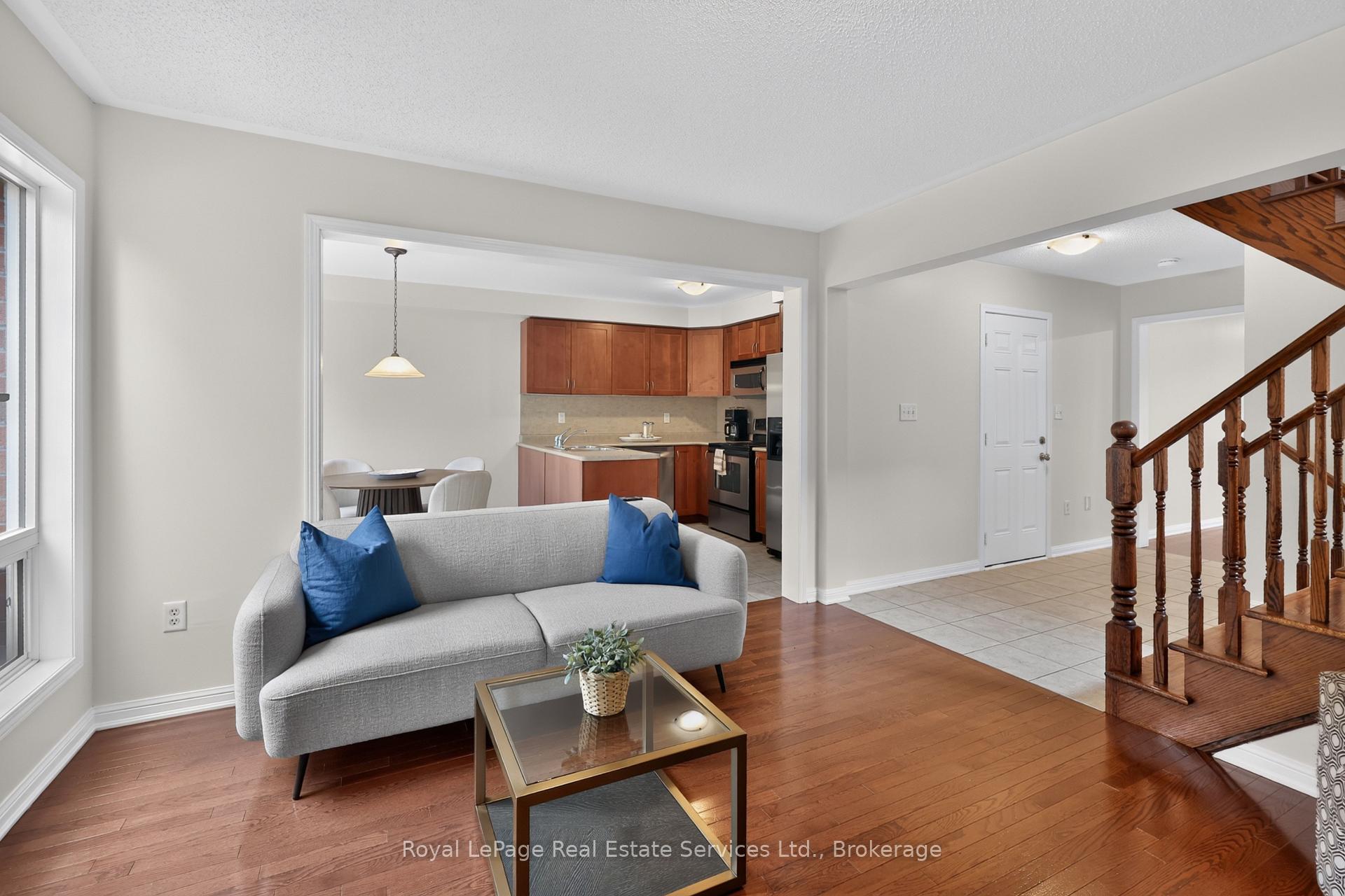 Photo 13 of 3071 Rotary Way E, Burlington, Alton — HOMEH