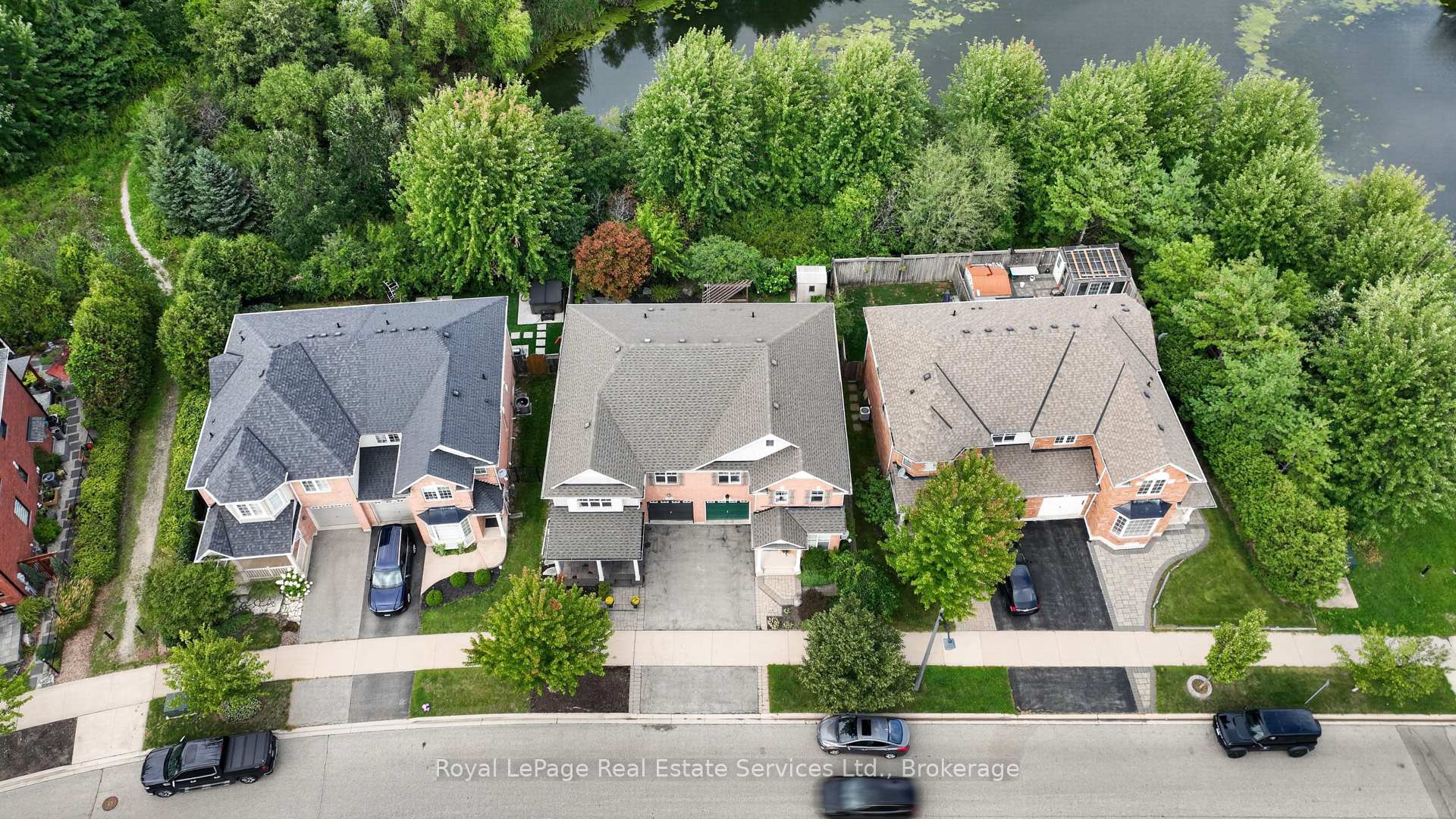 Photo 33 of 3071 Rotary Way E, Burlington, Alton — HOMEH