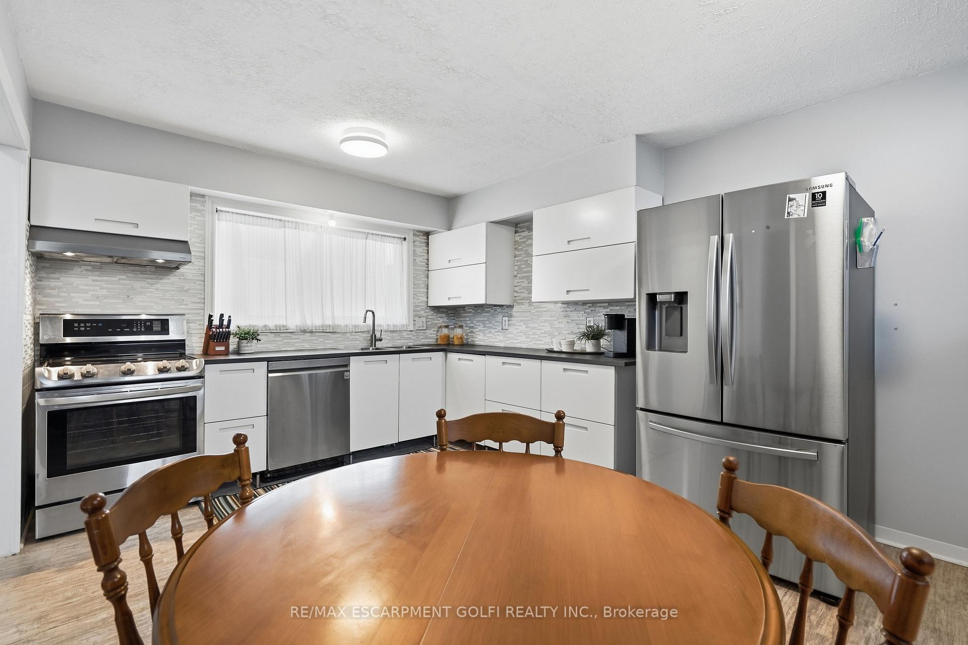 Photo 10 of Unit 38, 7001 Casey Street, Niagara Falls, Casey — HOMEH