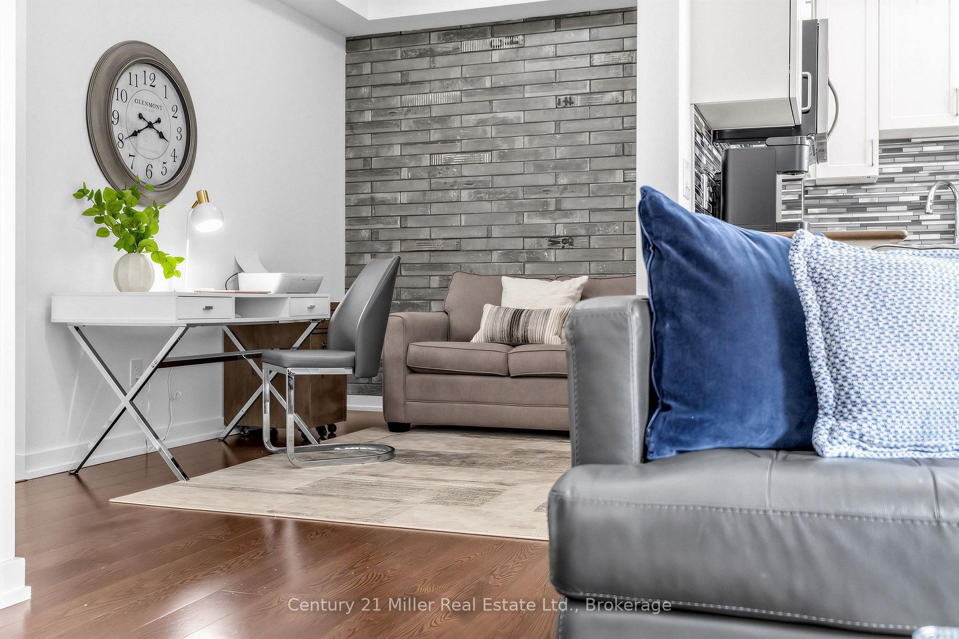 Photo 5 of Unit 327, 2486 Old Bronte Road, Oakville, Westmount — HOMEH