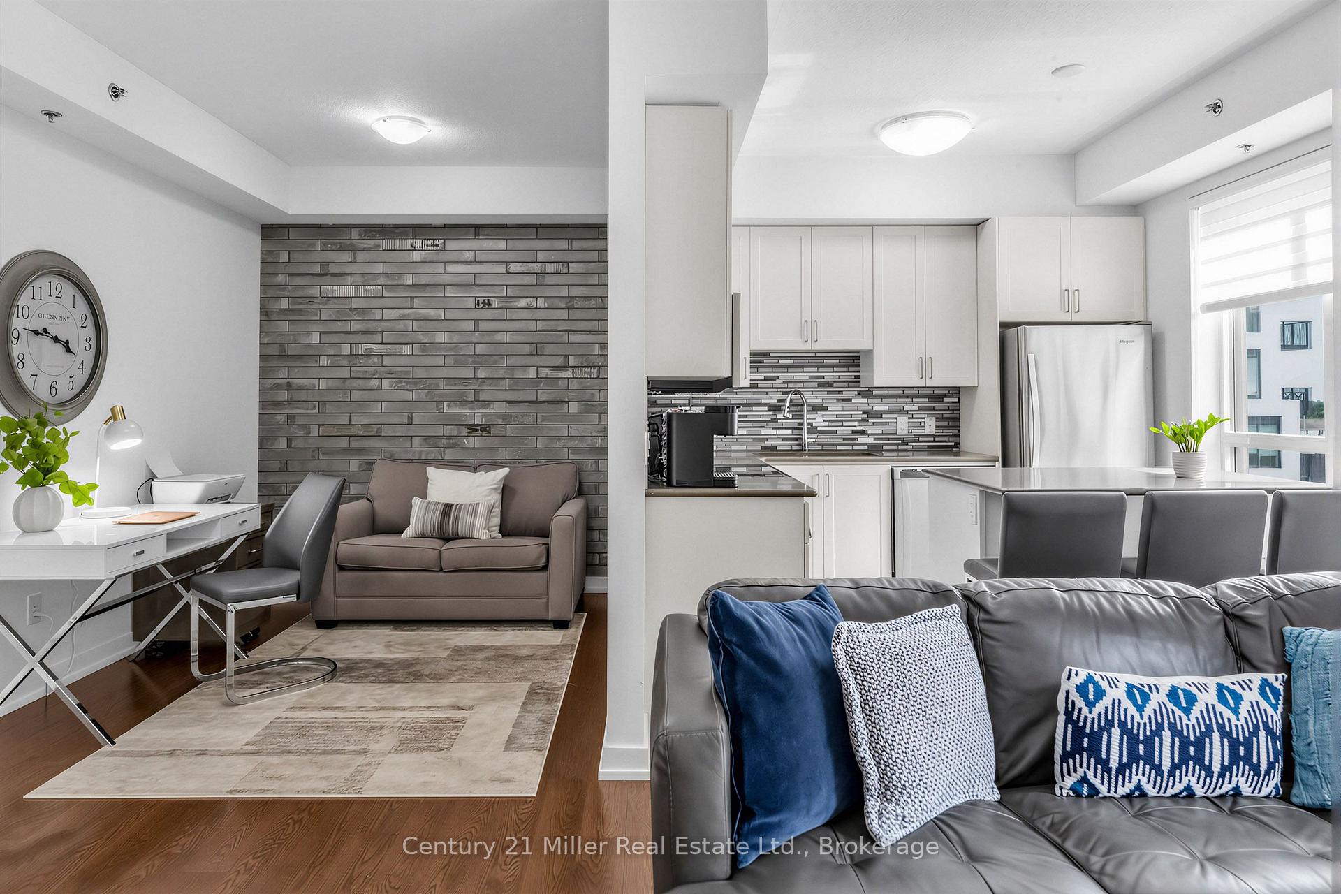 Photo 6 of Unit 327, 2486 Old Bronte Road, Oakville, Westmount — HOMEH