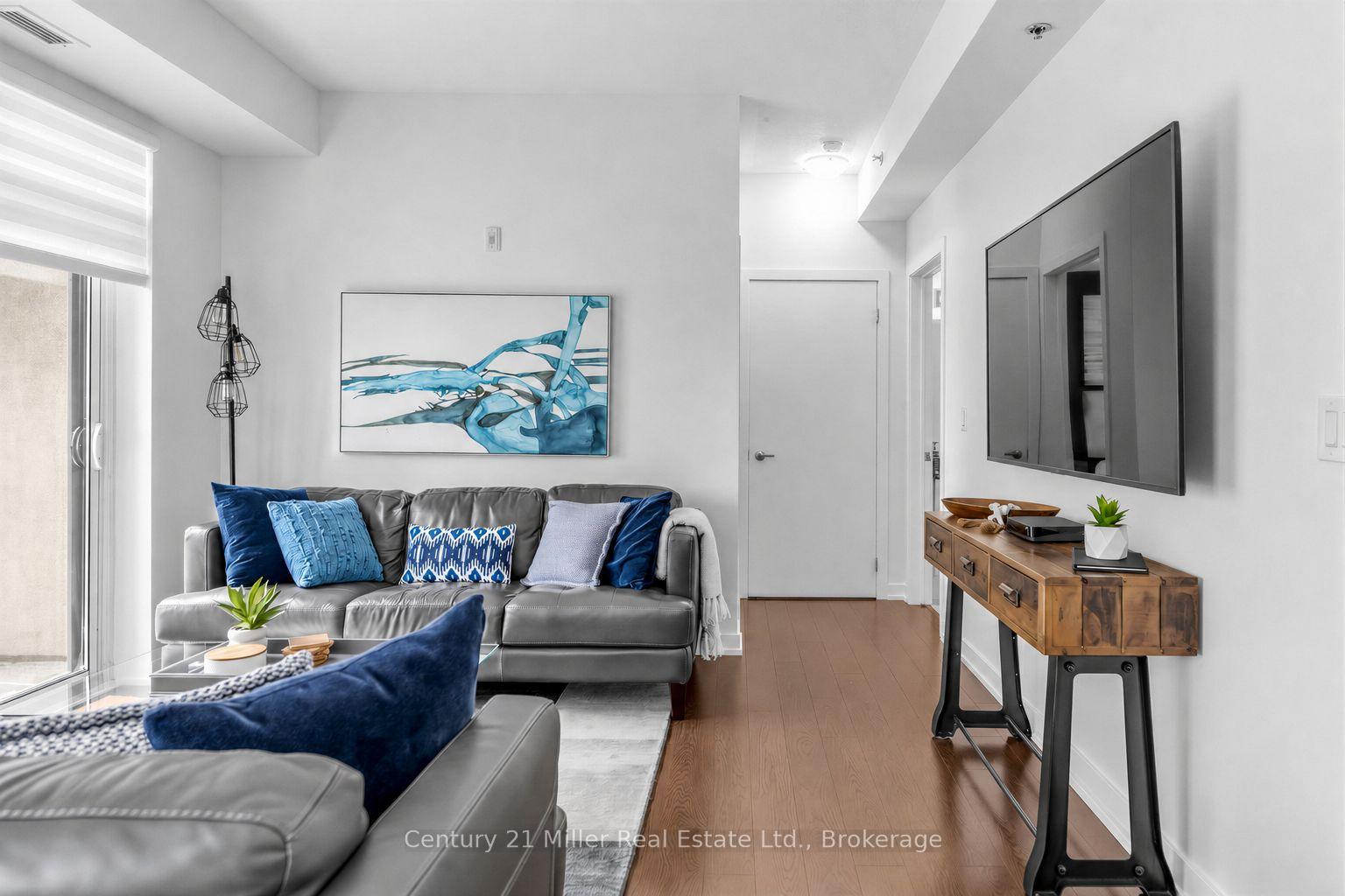 Photo 13 of Unit 327, 2486 Old Bronte Road, Oakville, Westmount — HOMEH