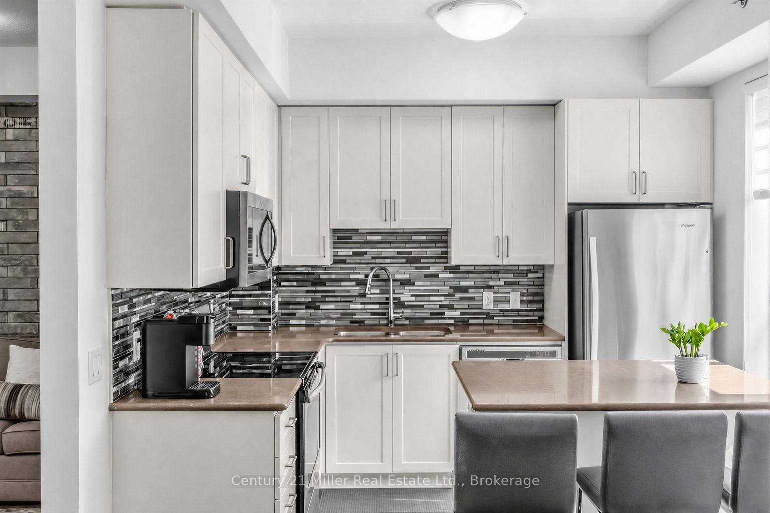 Photo 19 of Unit 327, 2486 Old Bronte Road, Oakville, Westmount — HOMEH