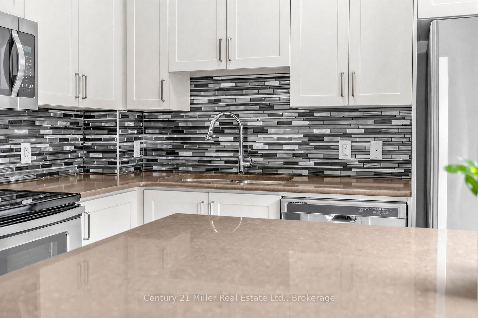 Photo 21 of Unit 327, 2486 Old Bronte Road, Oakville, Westmount — HOMEH
