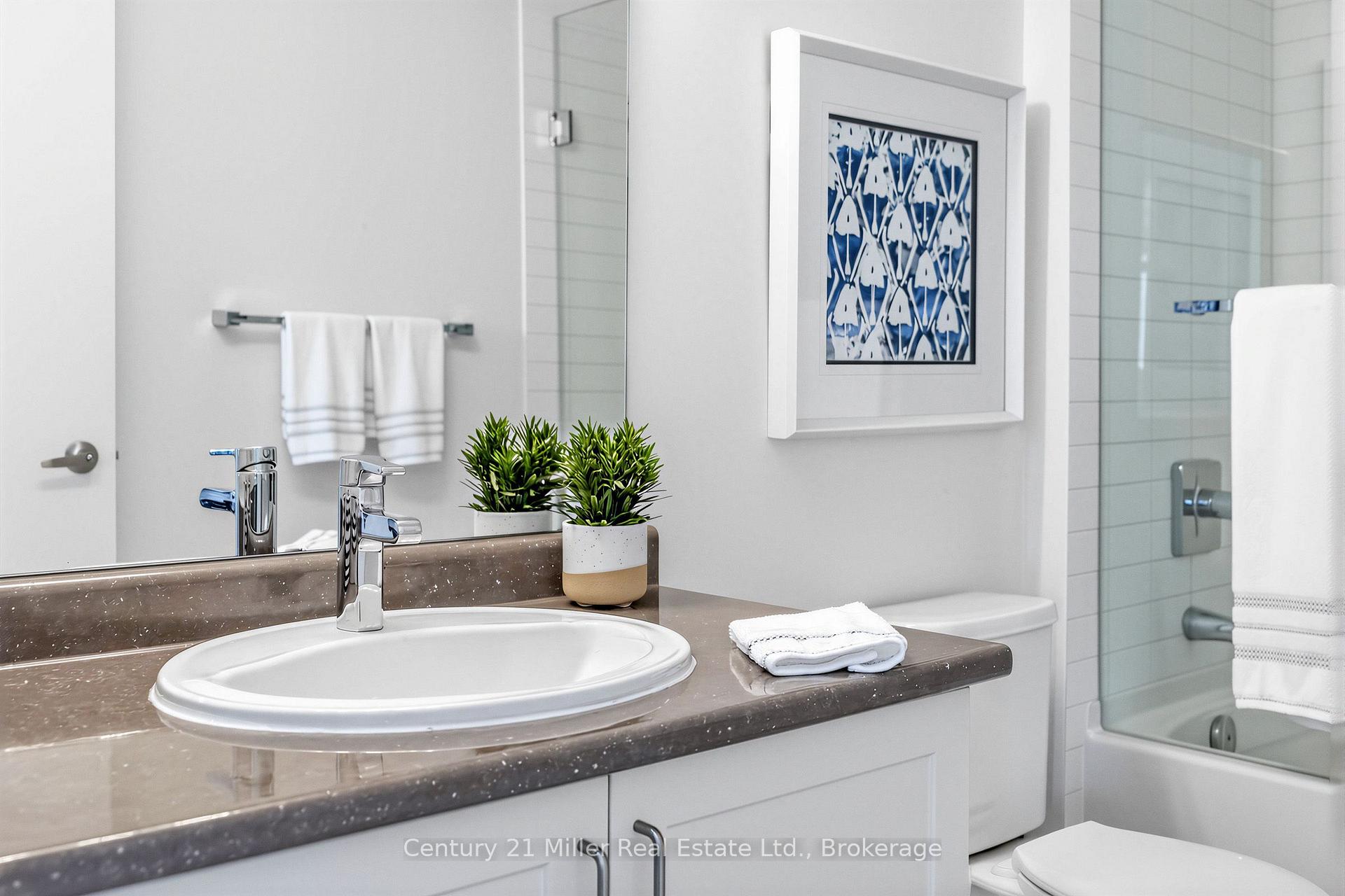 Photo 27 of Unit 327, 2486 Old Bronte Road, Oakville, Westmount — HOMEH