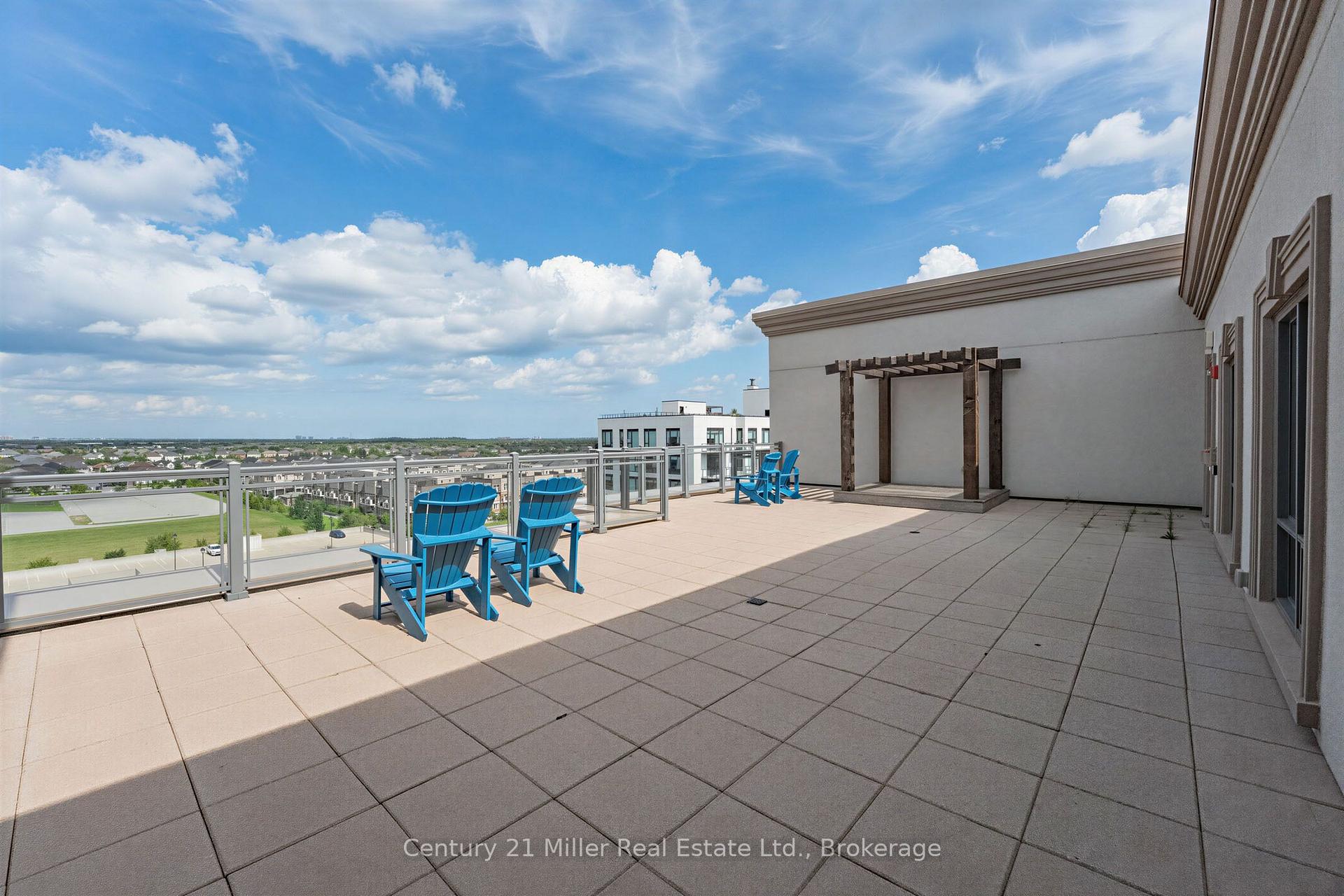 Photo 38 of Unit 327, 2486 Old Bronte Road, Oakville, Westmount — HOMEH