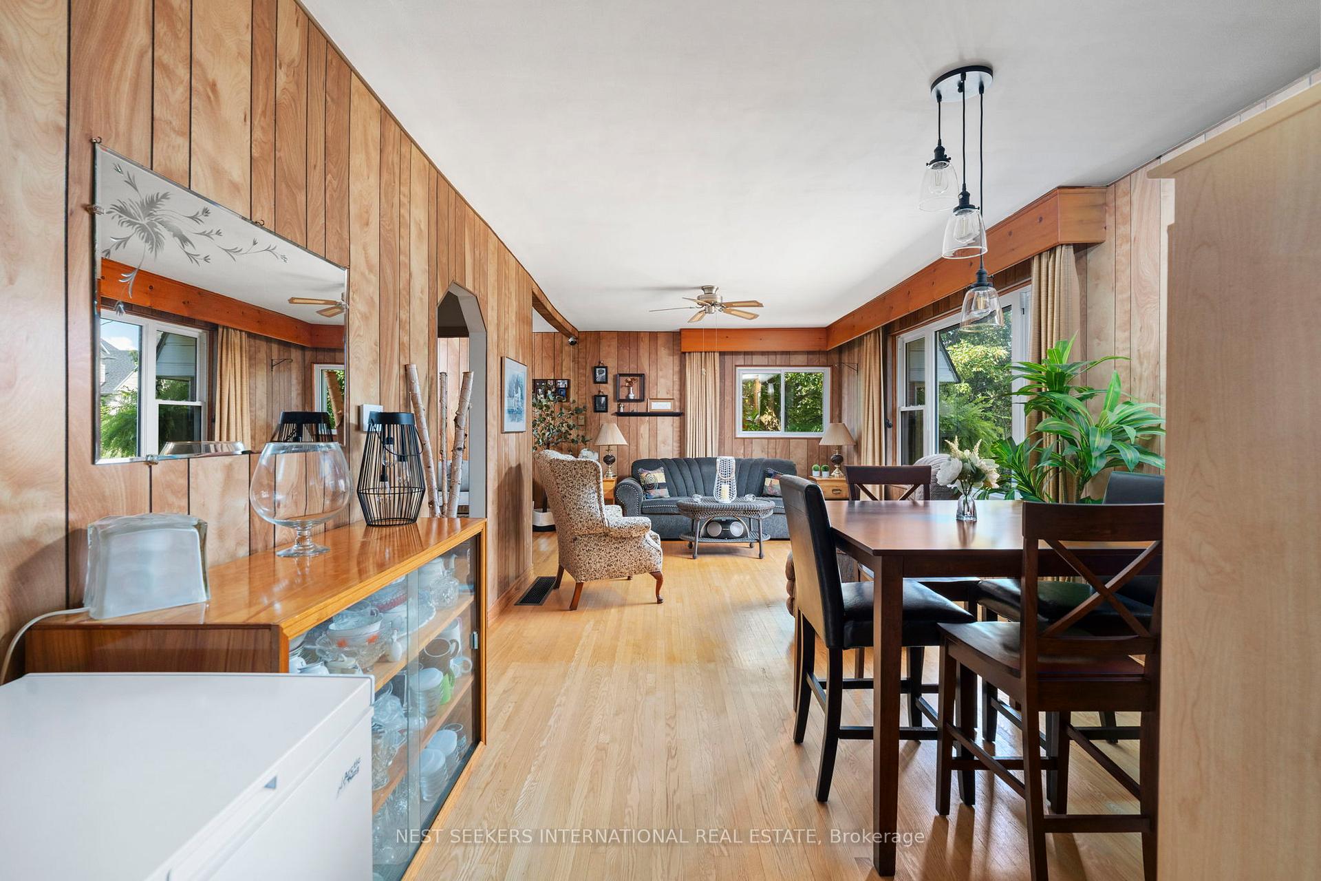Photo 12 of 92 Ellwood Drive, Caledon, Bolton West — HOMEH