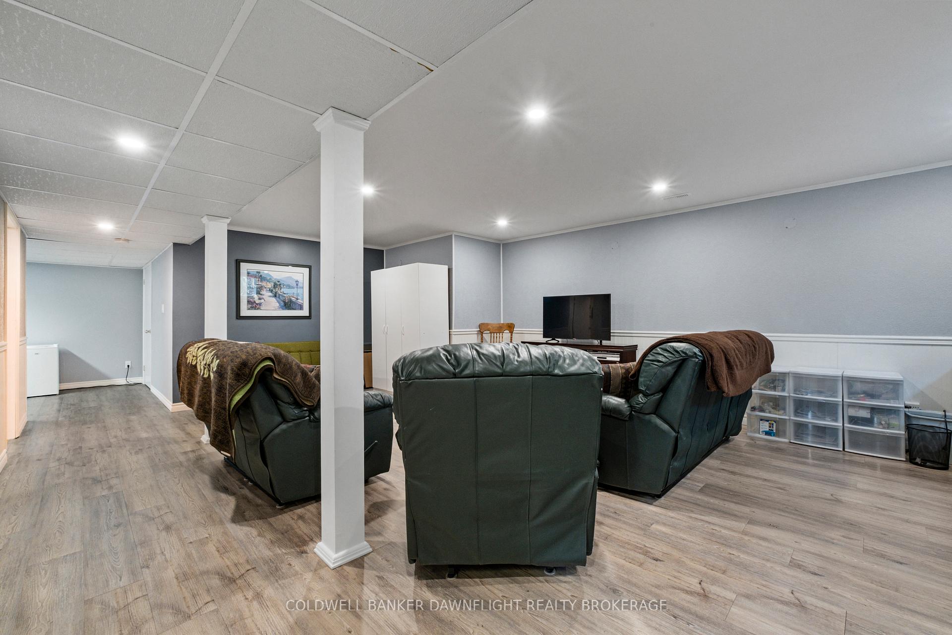 Photo 31 of 33960 Queen Street, Bluewater, Zurich — HOMEH