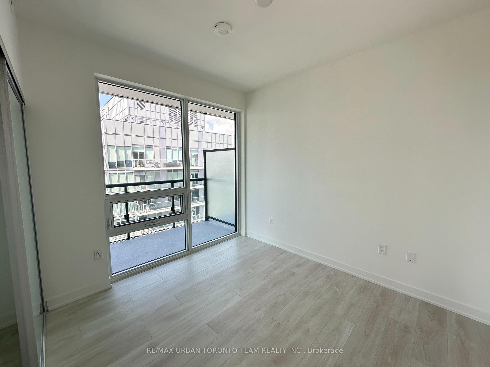 Photo 9 of Unit 3602, 117 Broadway Avenue, Toronto, Mount Pleasant West — HOMEH