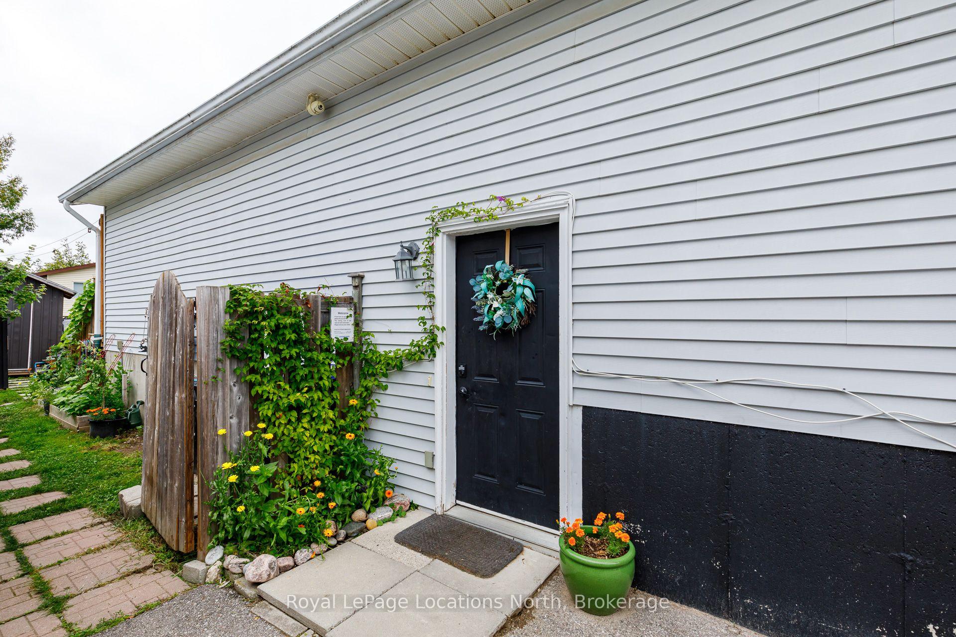 Photo 5 of 66 Telfer Road, Collingwood — HOMEH