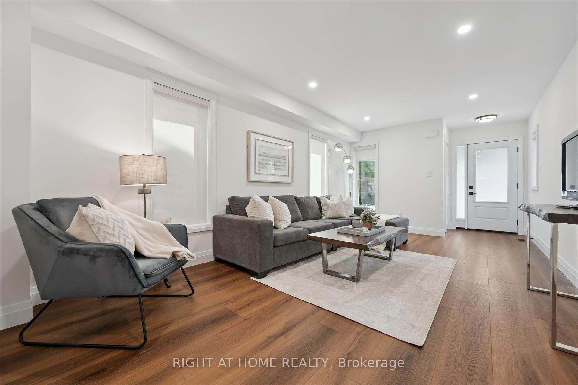 Photo 7 of 2294 Seton Crescent, Burlington, Orchard — HOMEH