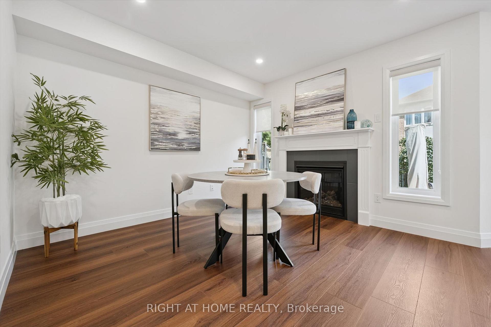 Photo 10 of 2294 Seton Crescent, Burlington, Orchard — HOMEH